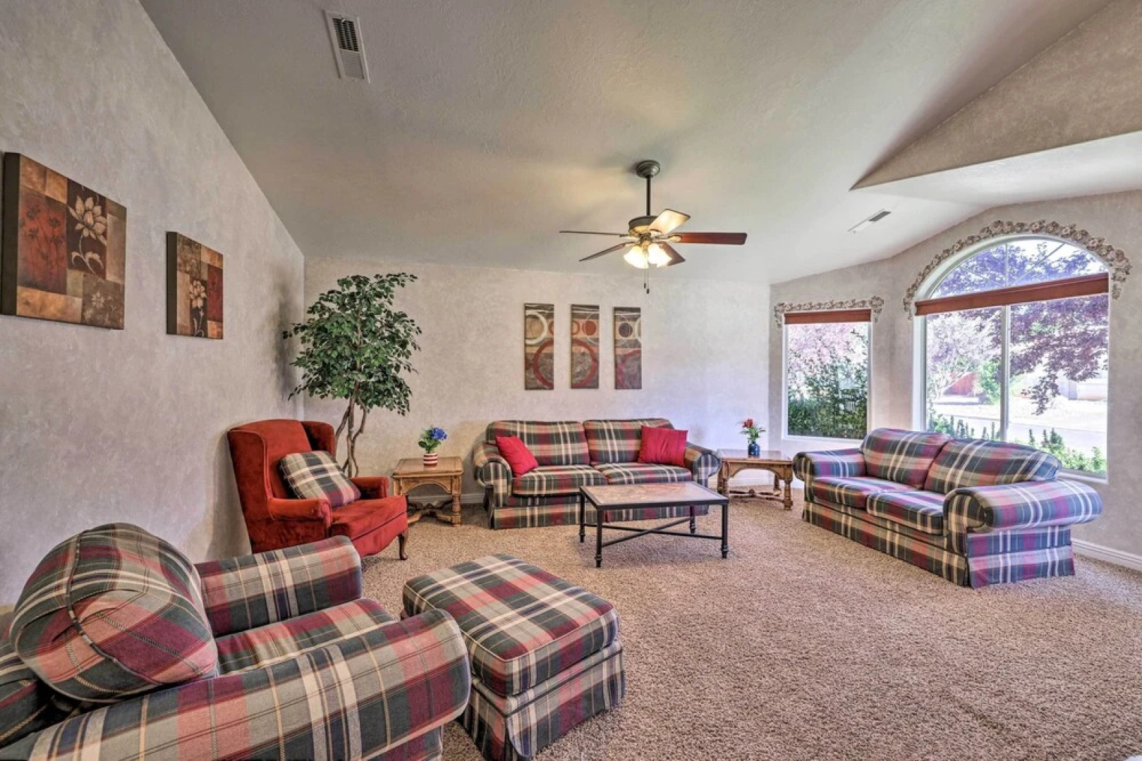 Home w/ Game Room & Fire Pit: 30 Min to Zion!