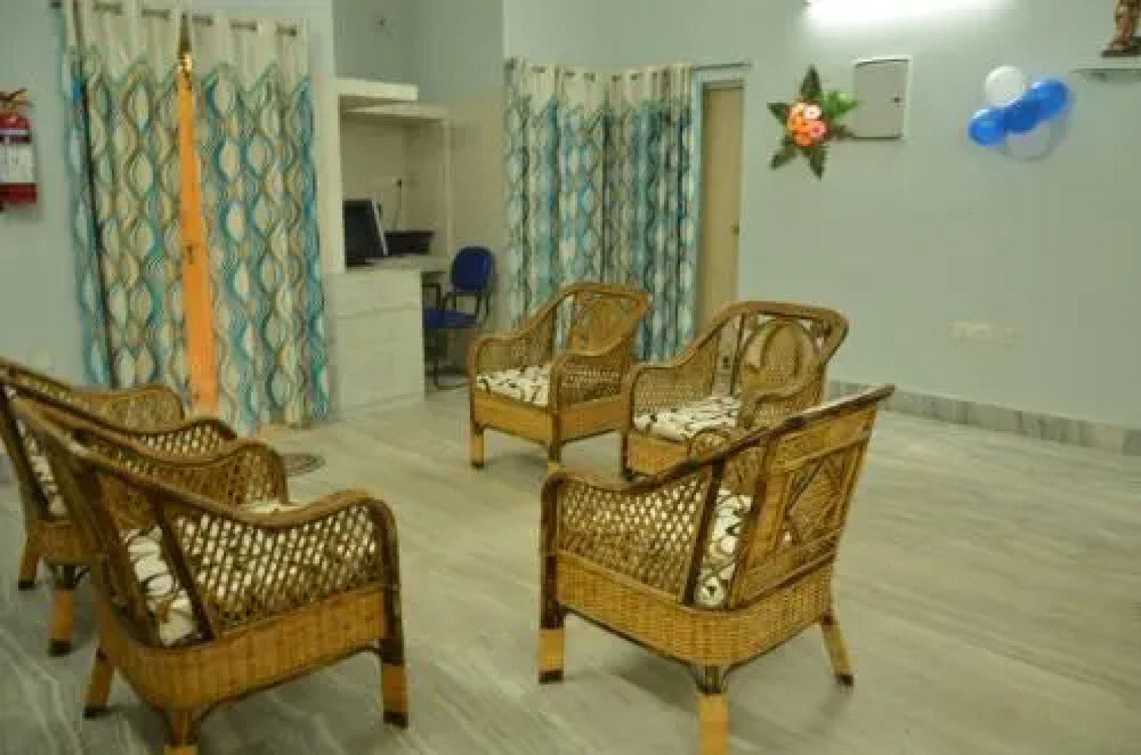 Idol Paradise Bed & Breakfast