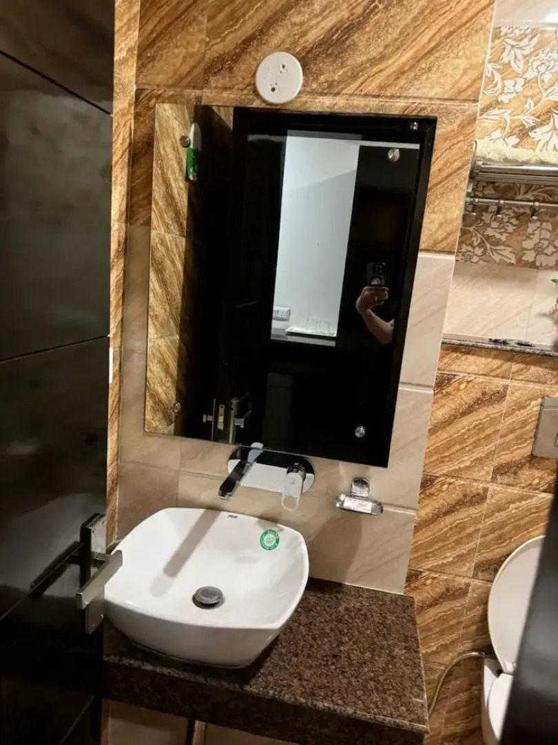 Goroomgo Jewel Premium Pathankot