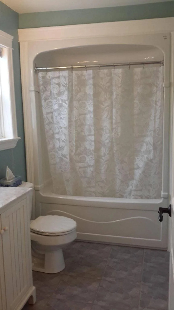 Eddie James Harbour Cottage