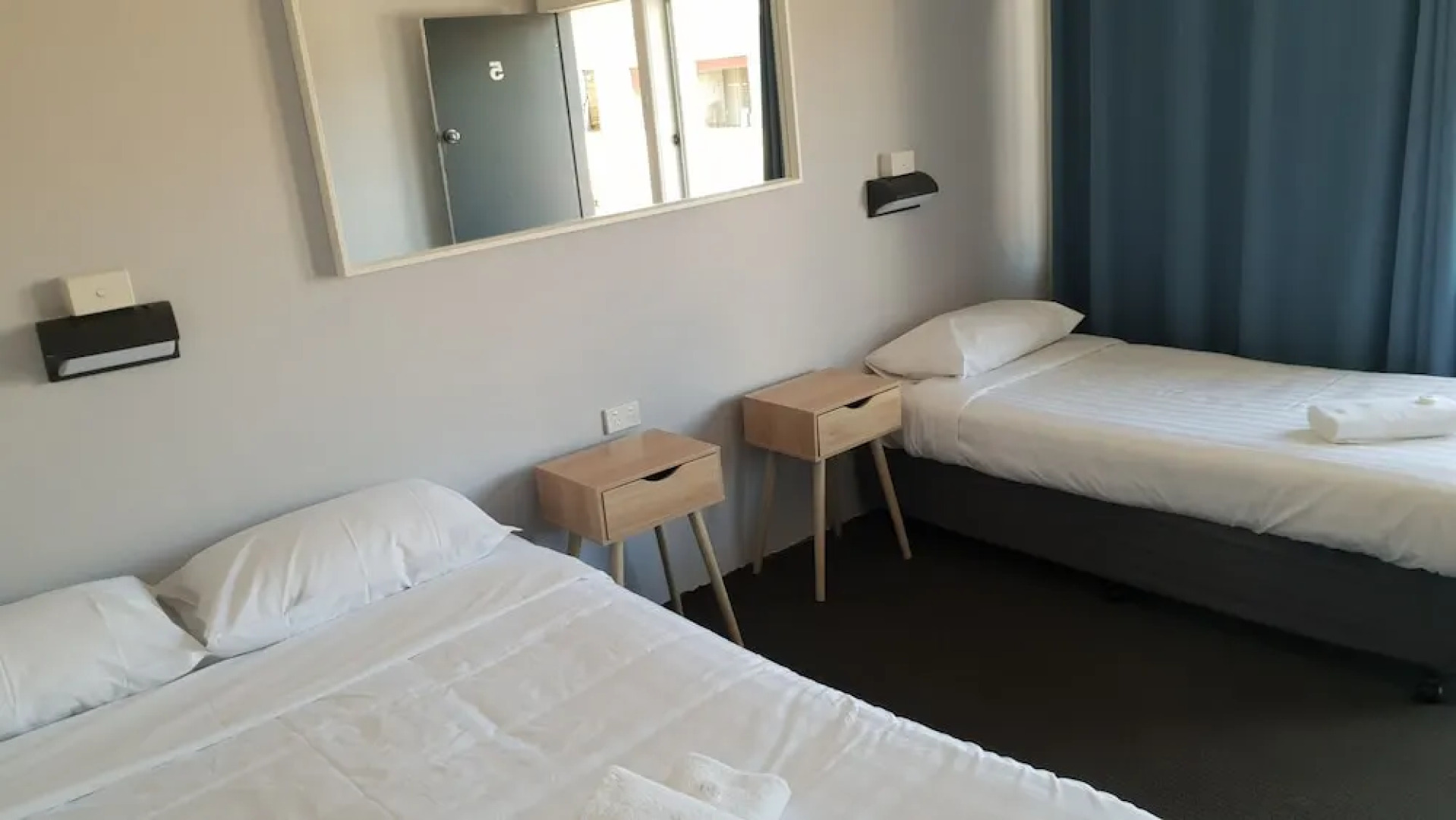 The Australian Hotel Motel Yass