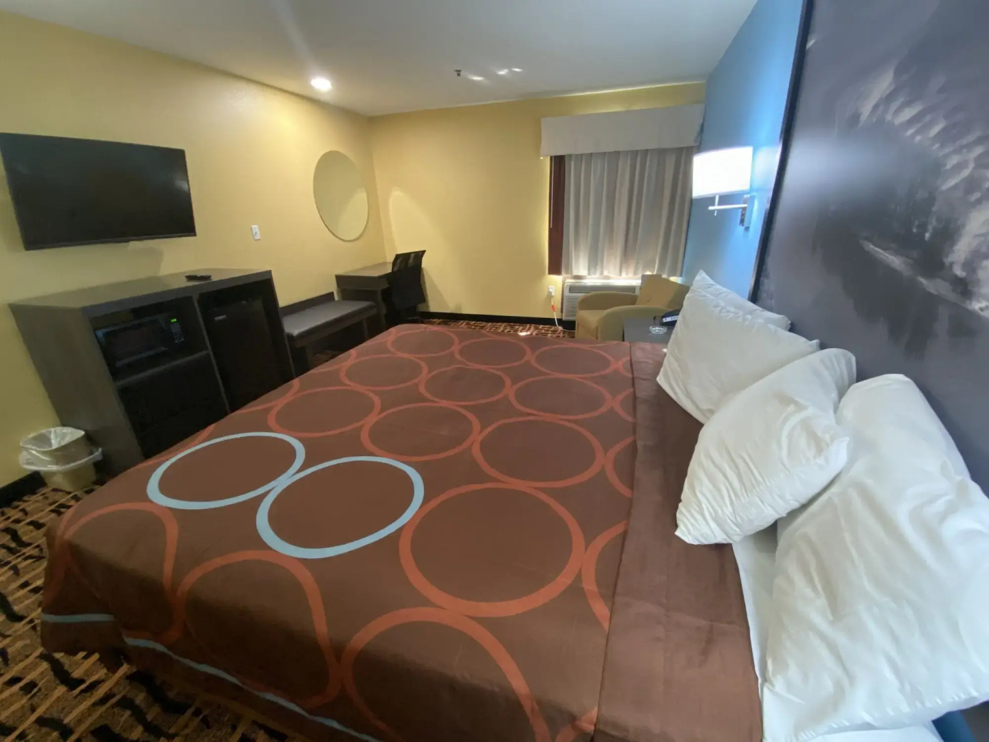 Super 8 Olive Branch