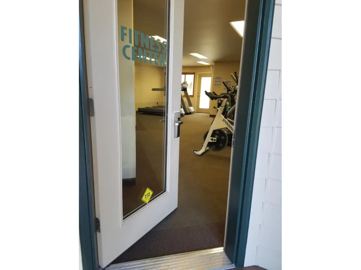 Redwood Garden Inn