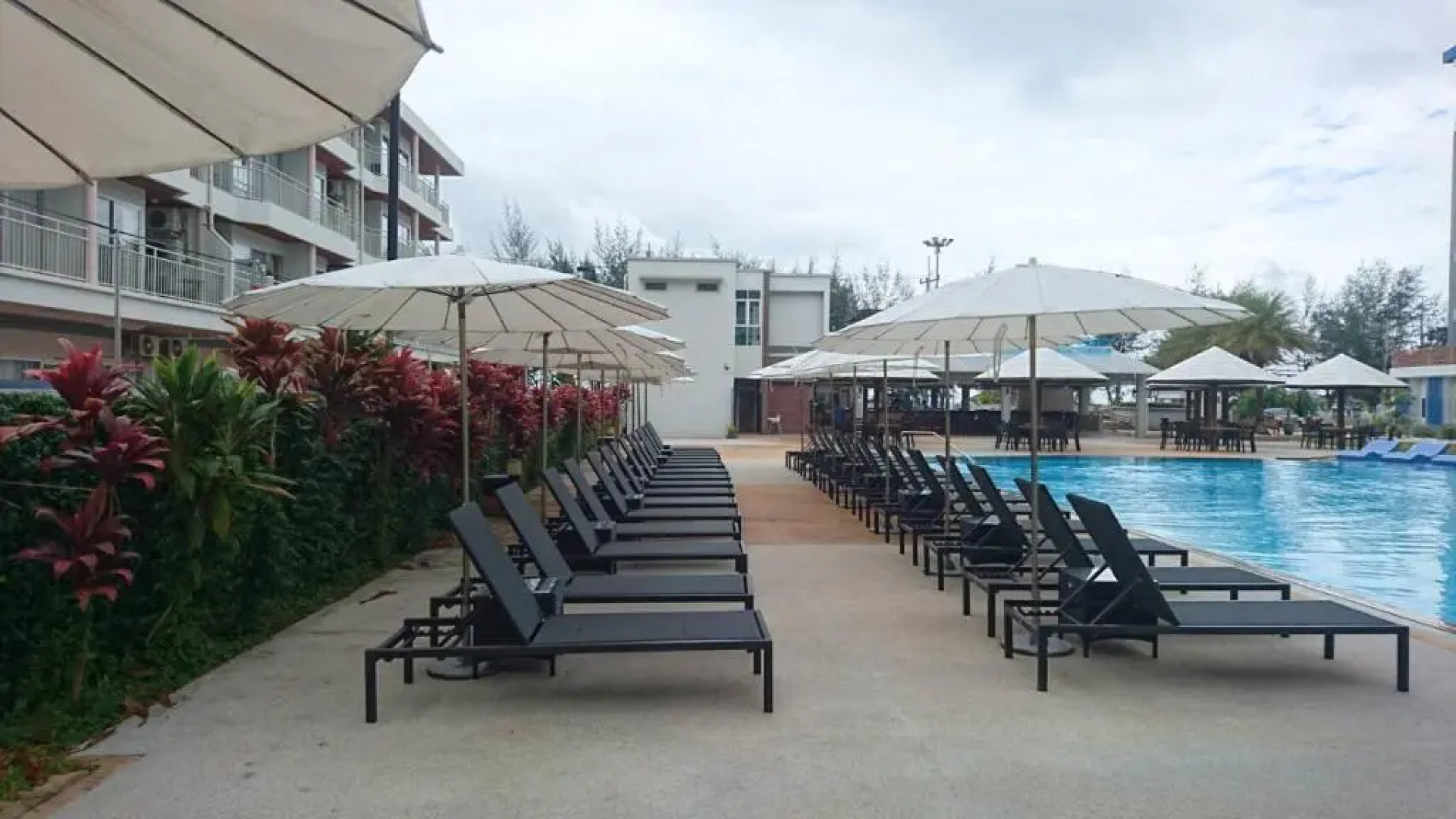 Grandblue condominium Room401 LeamMae phim Beach