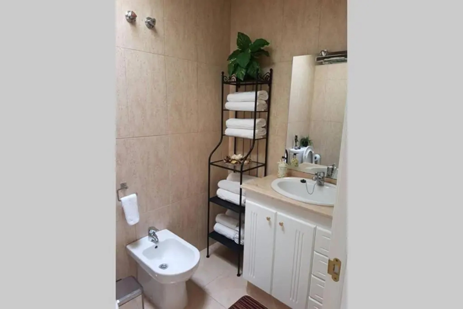 Residencial Cary II - Apartamento Familiar