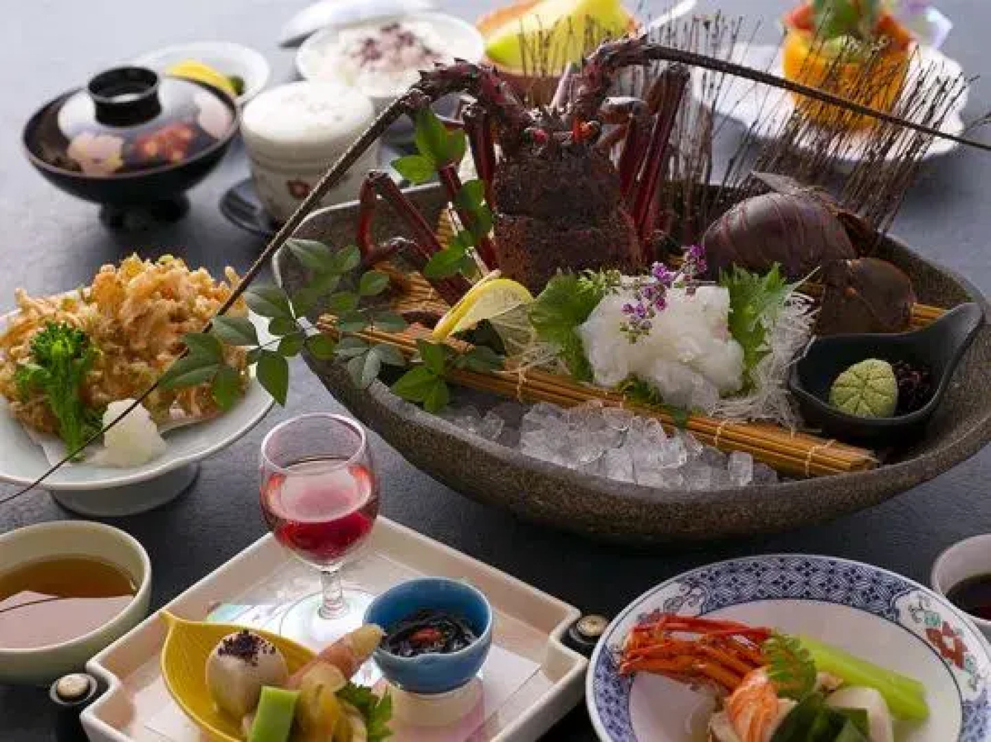 Yao Tennen Onsen Yao Grand Hotel