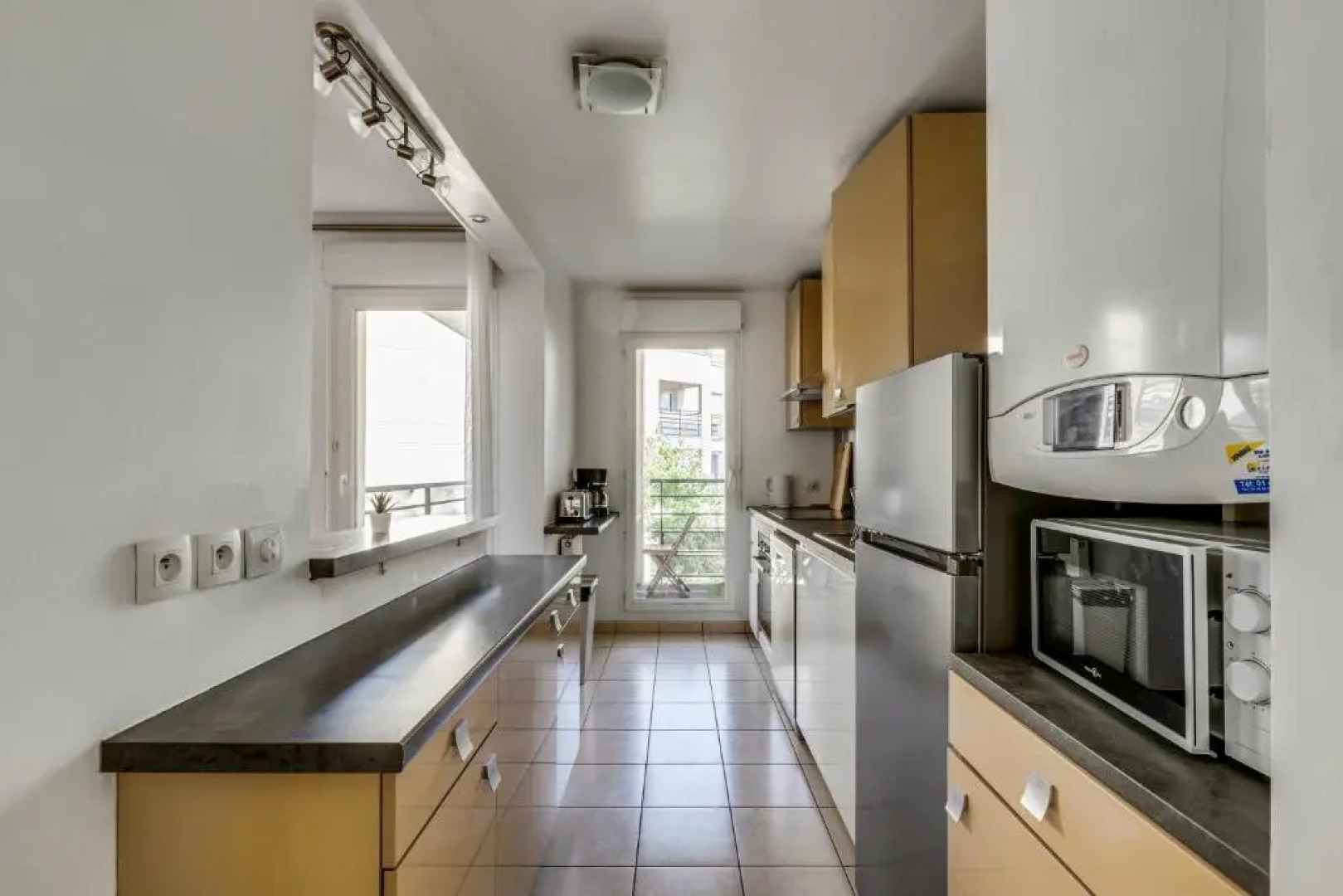 Chic and spacious apart with parking