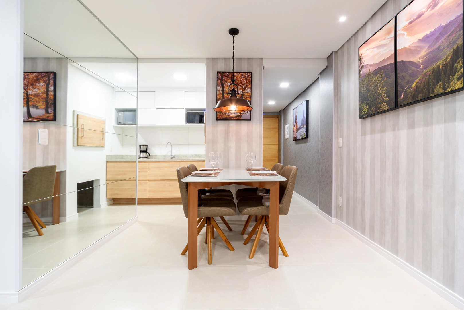 Novíssimo apto de 2 quartos no centro de Gramado