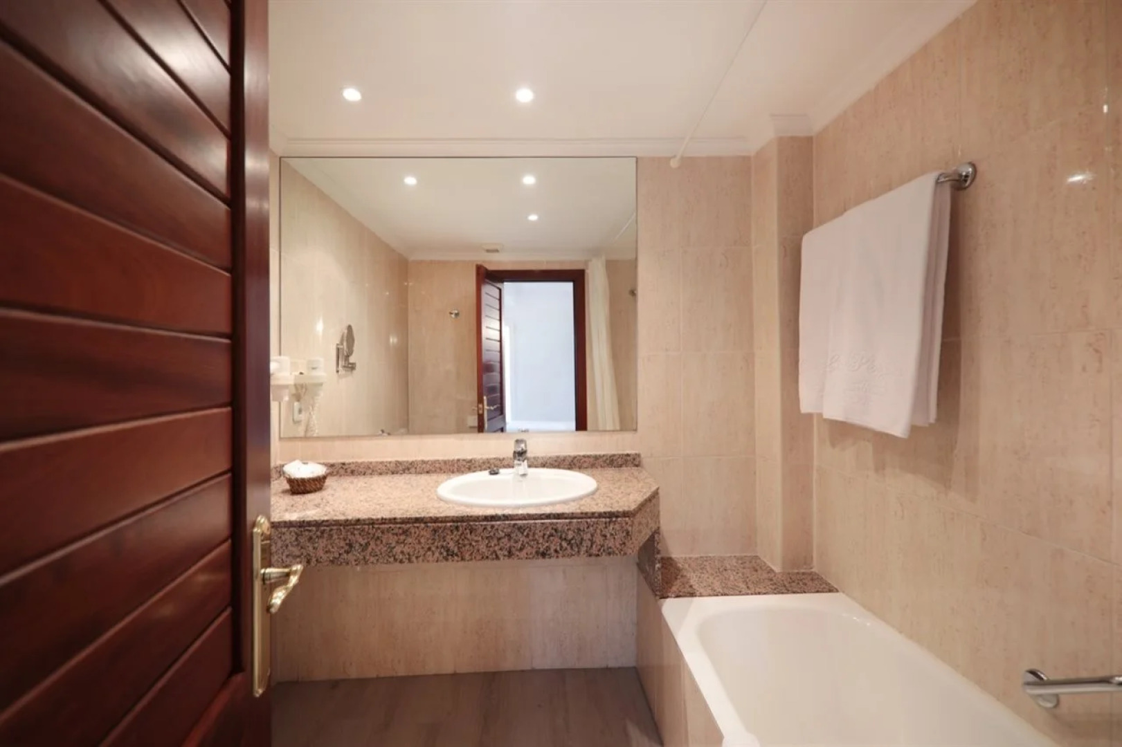 La Pergola Aparthotel