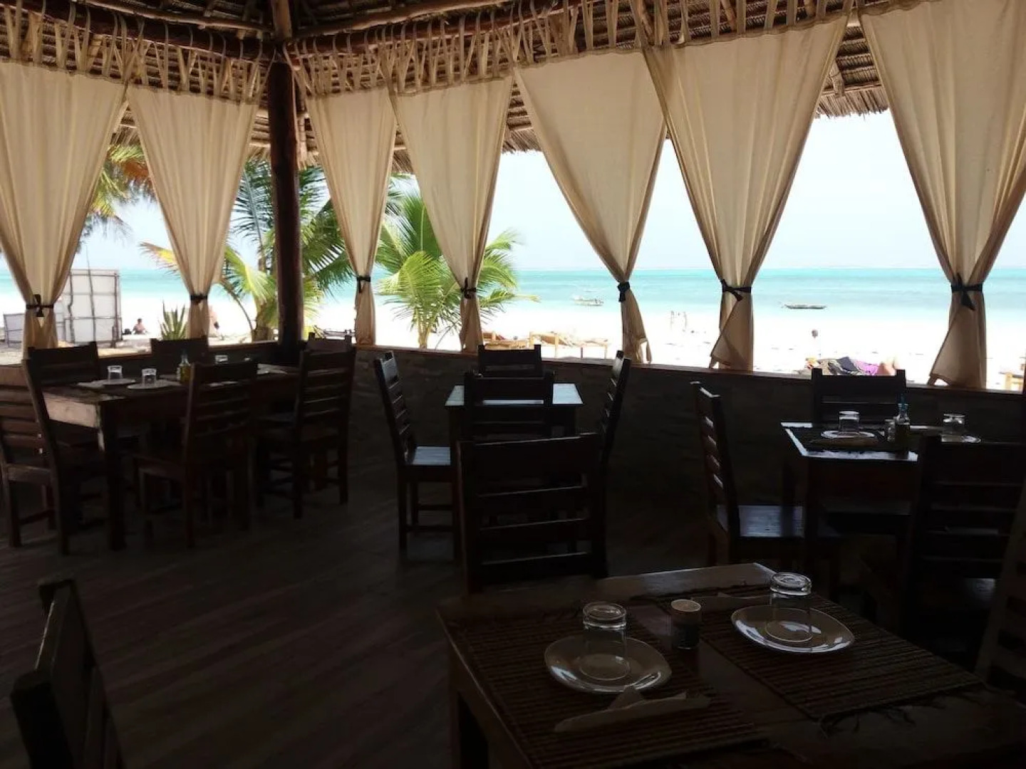 White Dream Lodge & Restaurant