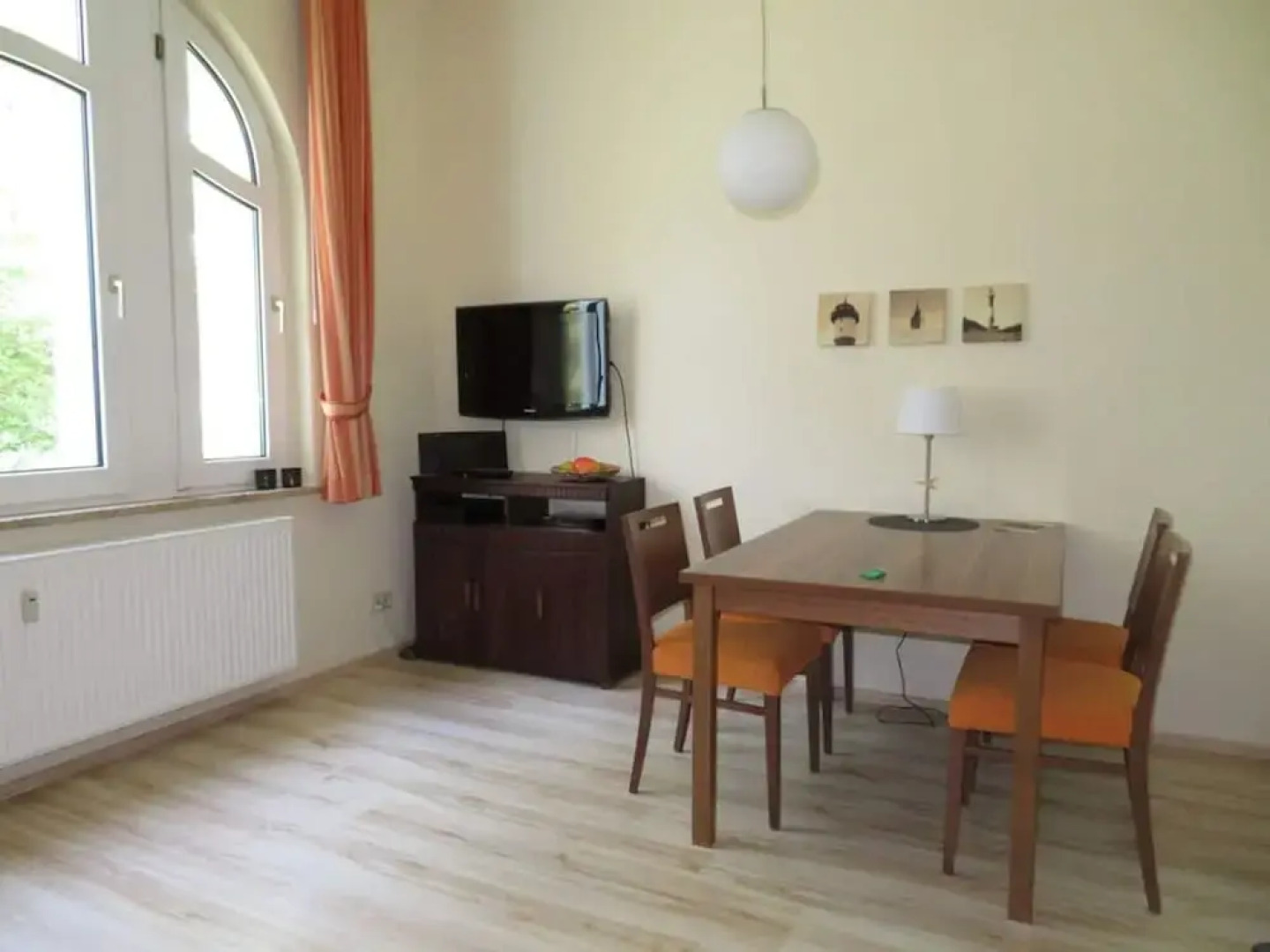 Holiday Apartment Villa in the Park