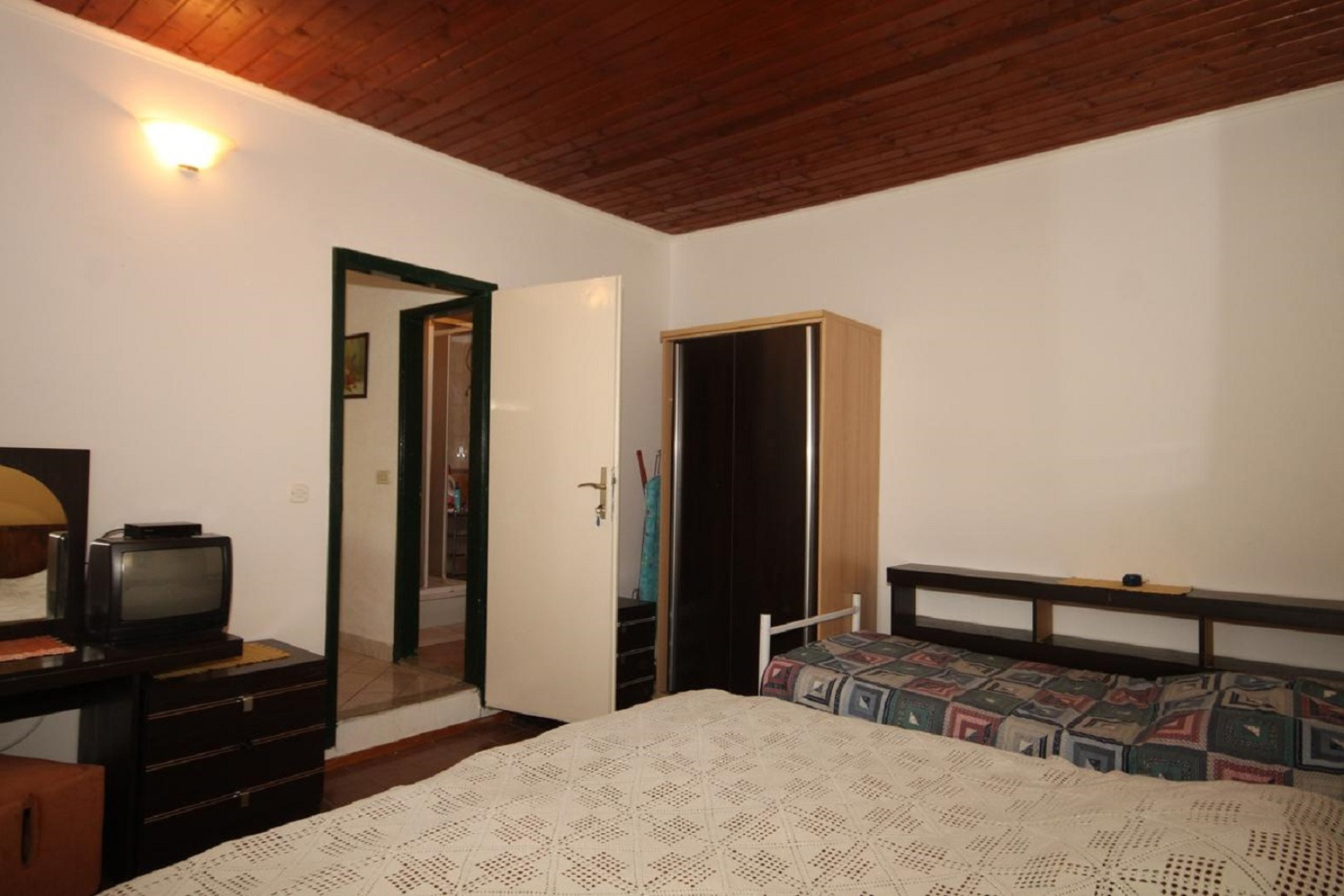 Apartment Kira - 20 M from the beach : A1 Seget Vranjica, Riviera Trogir