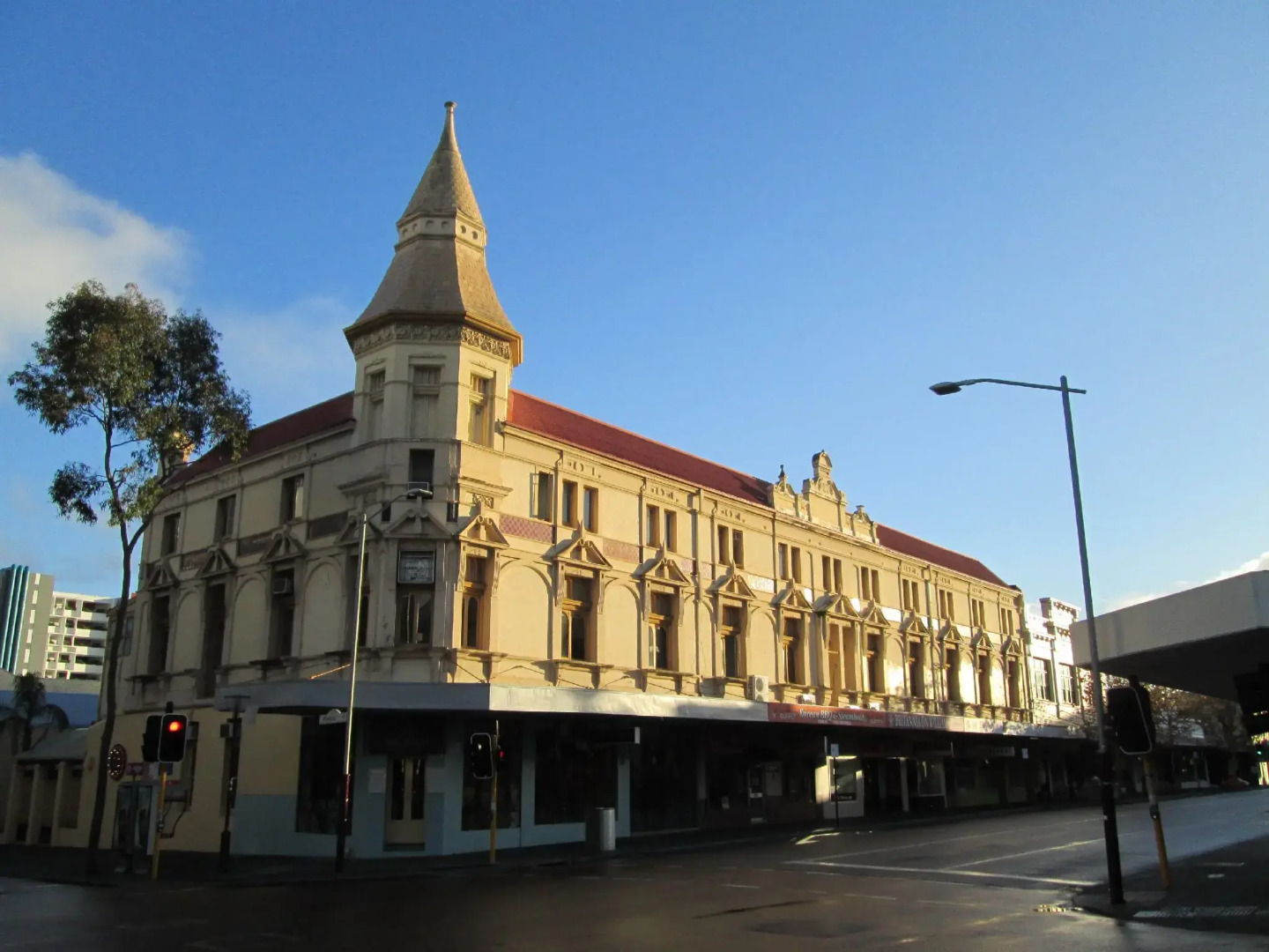 Britannia on William - Hostel