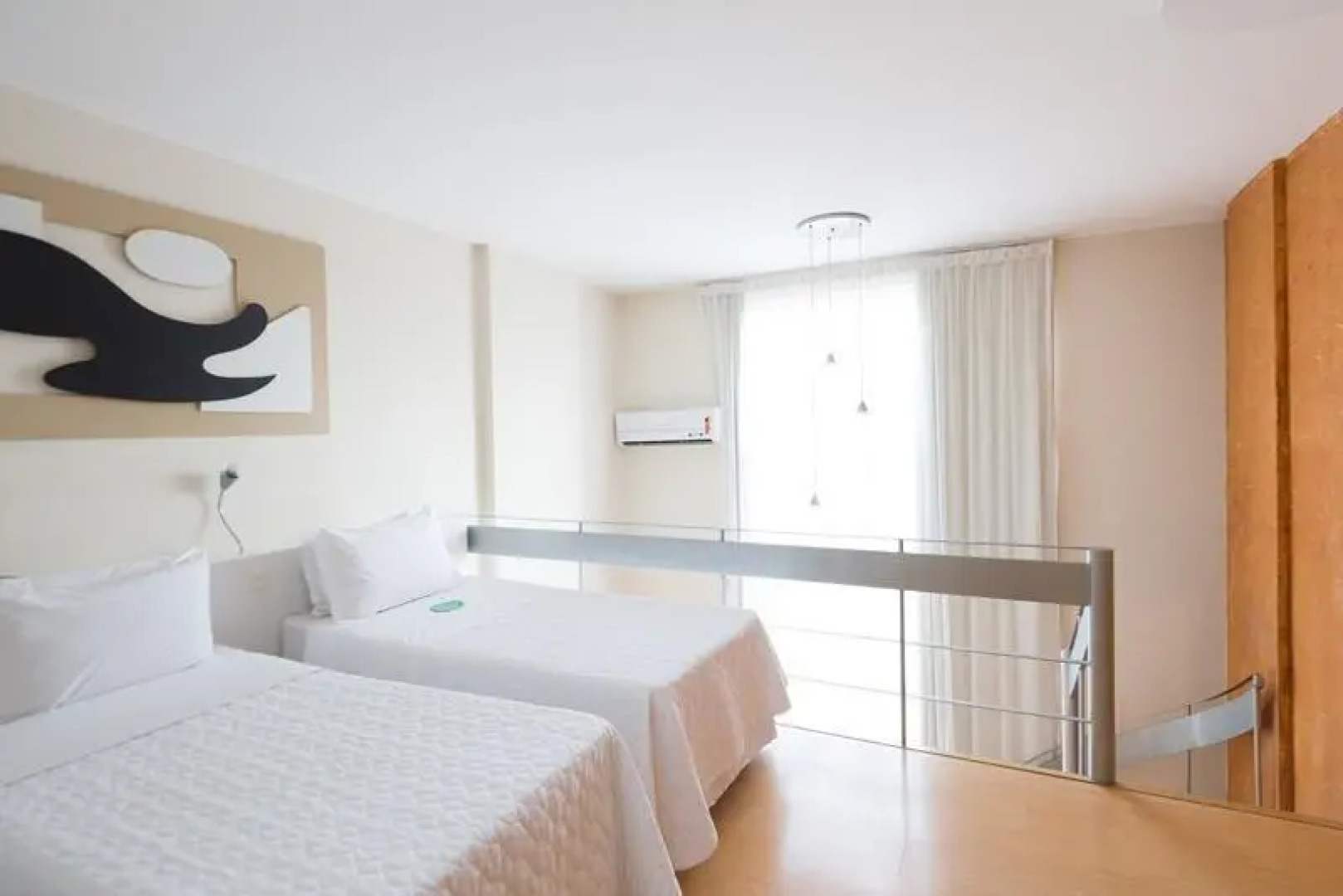 Saint Sebastian 307 Duplex no Centro.