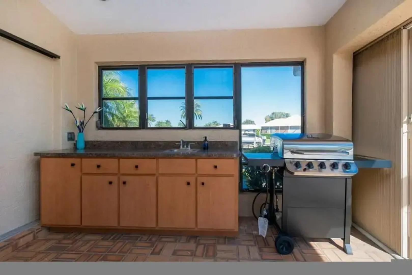 Waterfront Villa With Heated Pool Spa