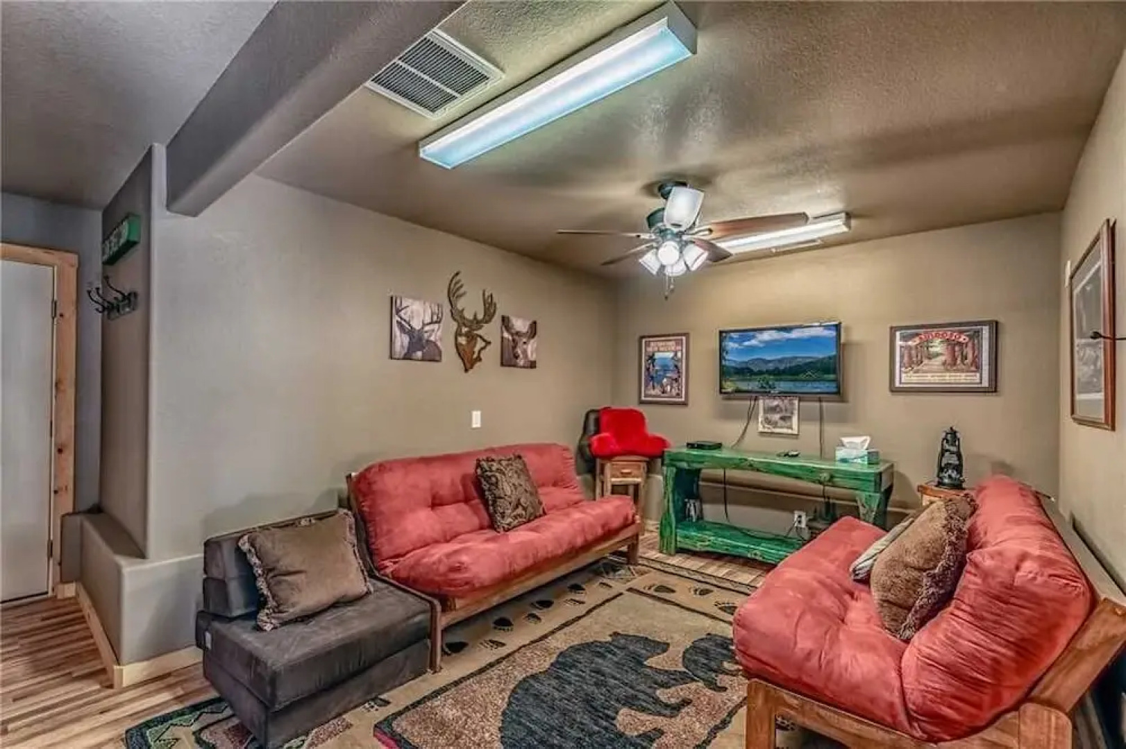 Cozy Knotty and Nice - Four Bedroom Cabin