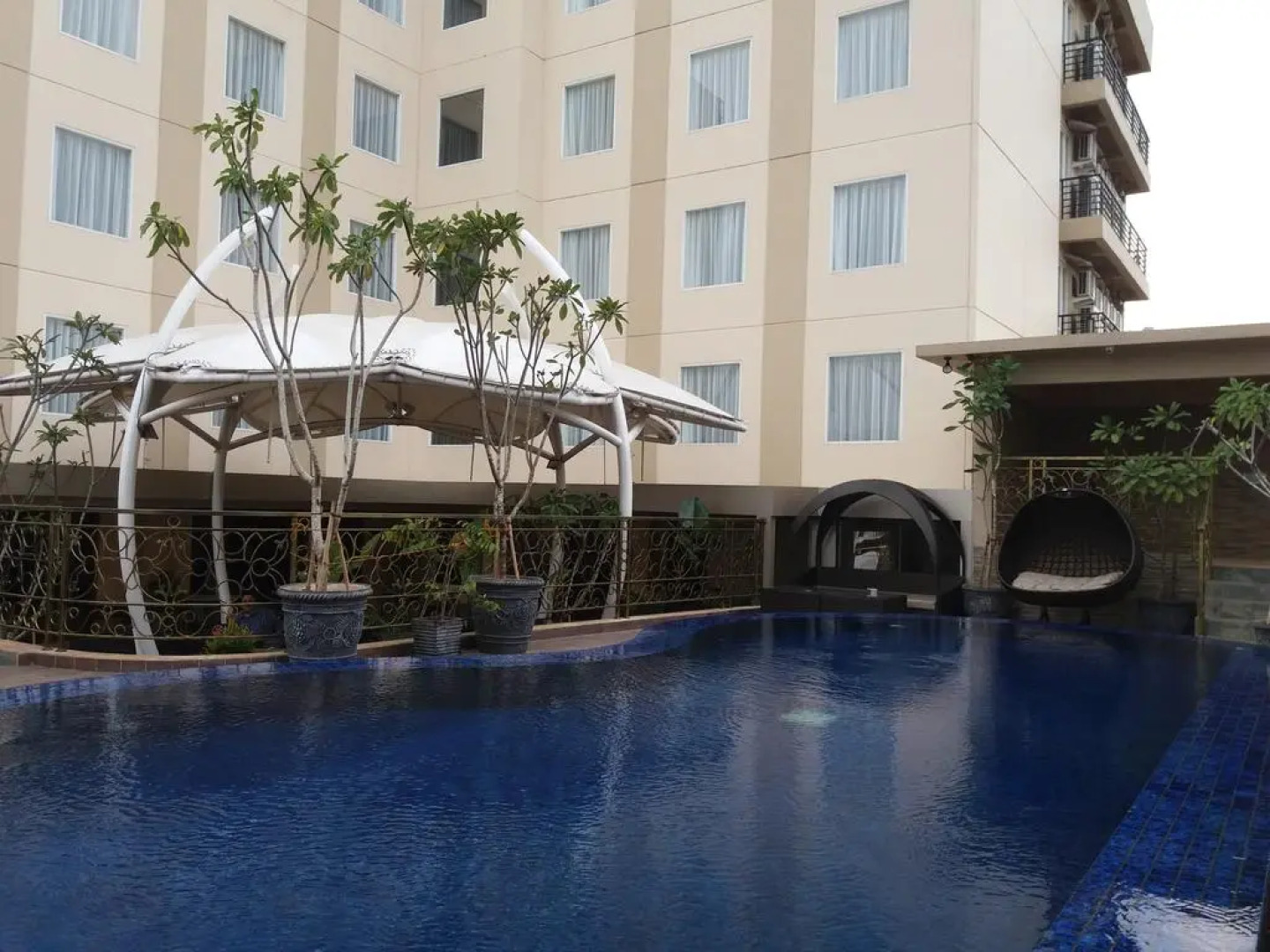 Sapphire Sky Hotel BSD City