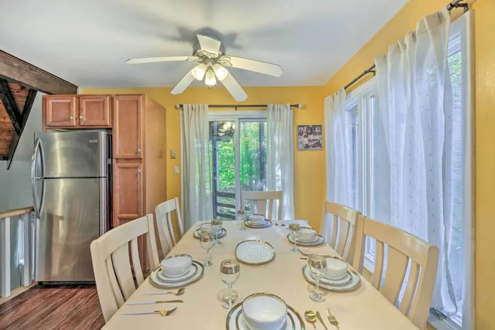 ~ 14 Mi to Skiing: Tobyhanna Gem w/ Fire Pit!