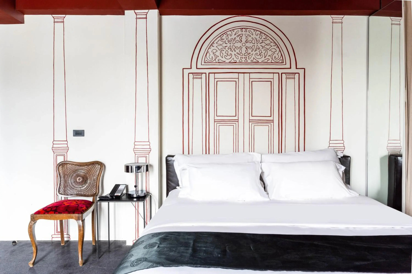 Amdaeng Bangkok Riverside Hotel