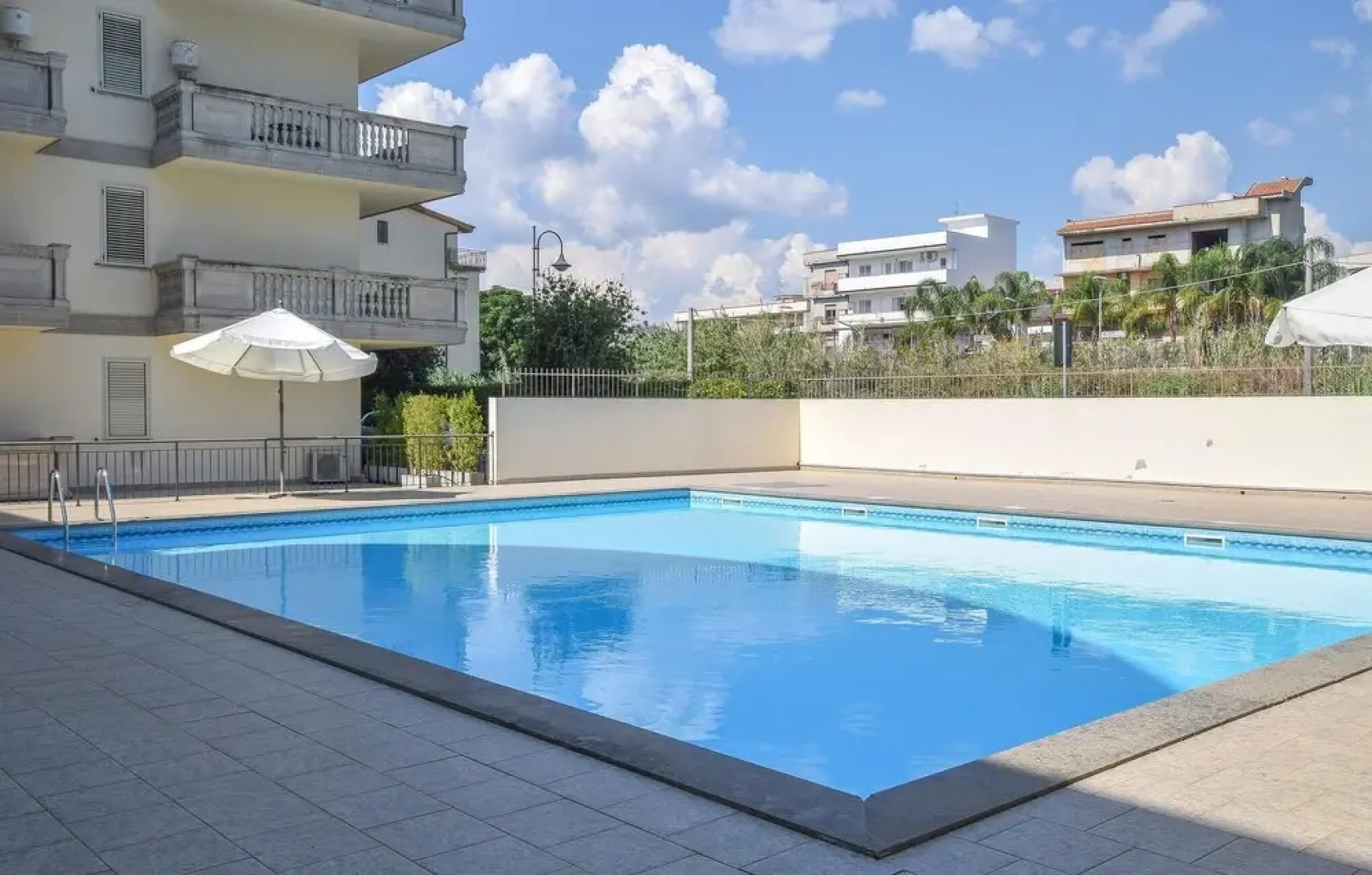 Nice Apartment in Caulonia Marina With 2 Bedrooms, Wifi and Outdoor Swimming Pool