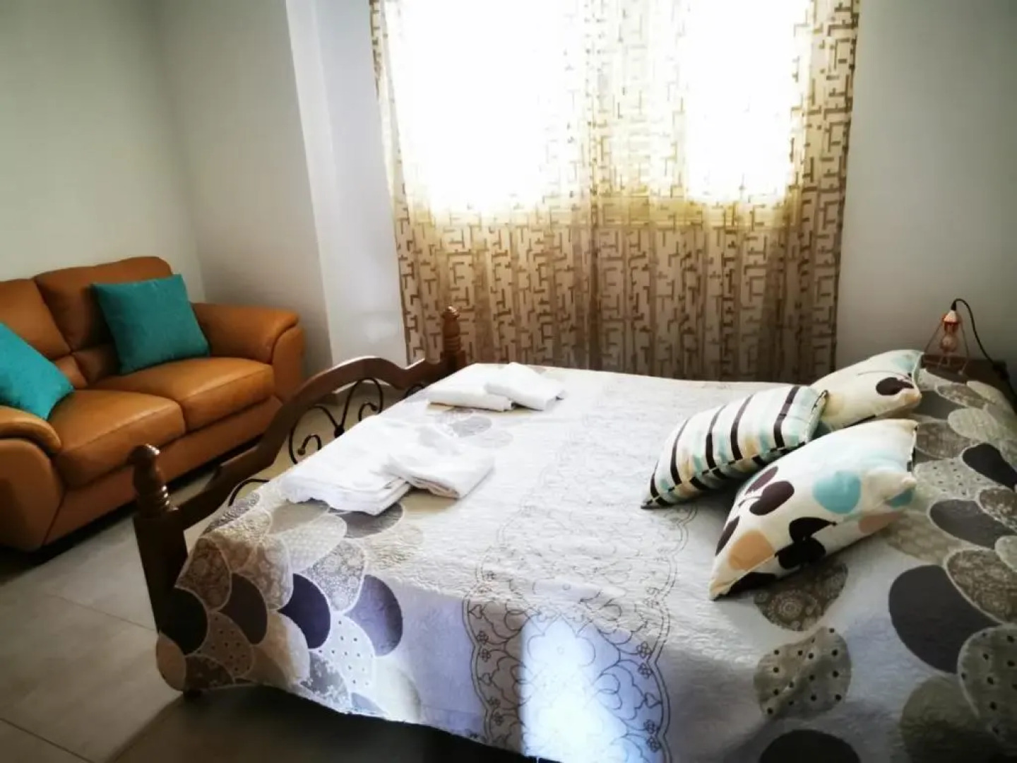 Escape and relax cozy apartment in Pafos!