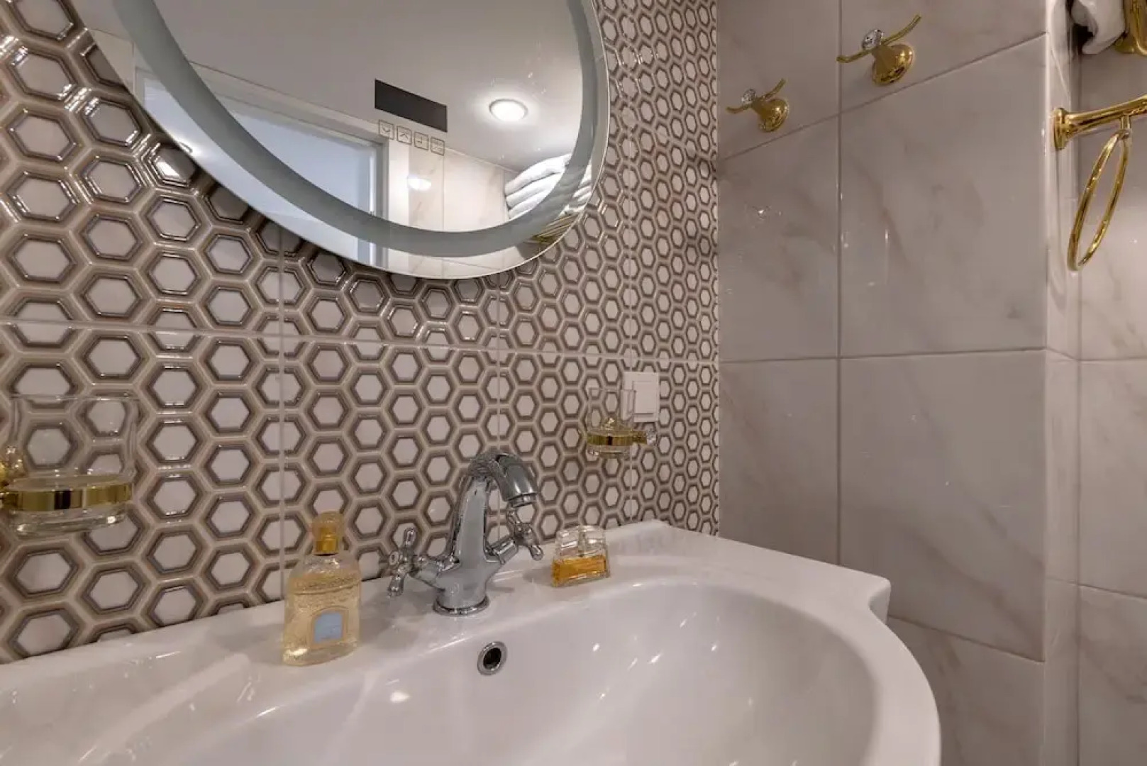 Апартаменты ColorSpb «Легенды Невского проспекта»