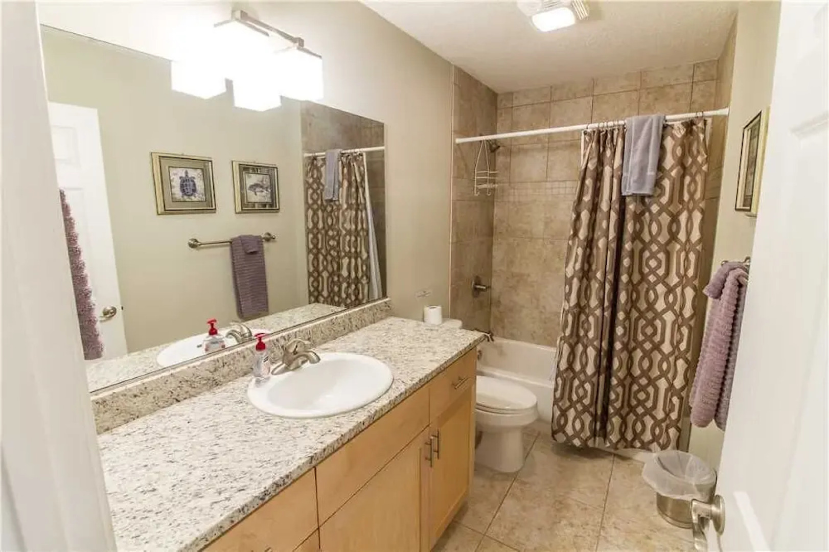 Averys Ocean Breeze A - Three Bedroom Home