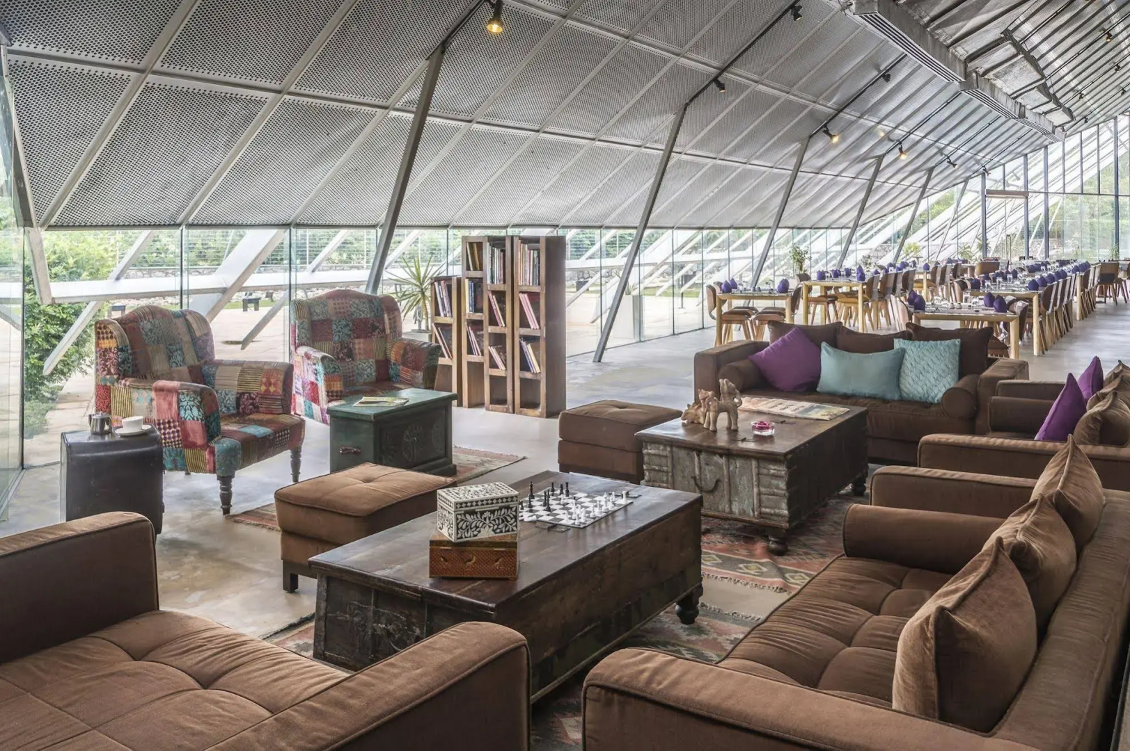 Mana Hotels