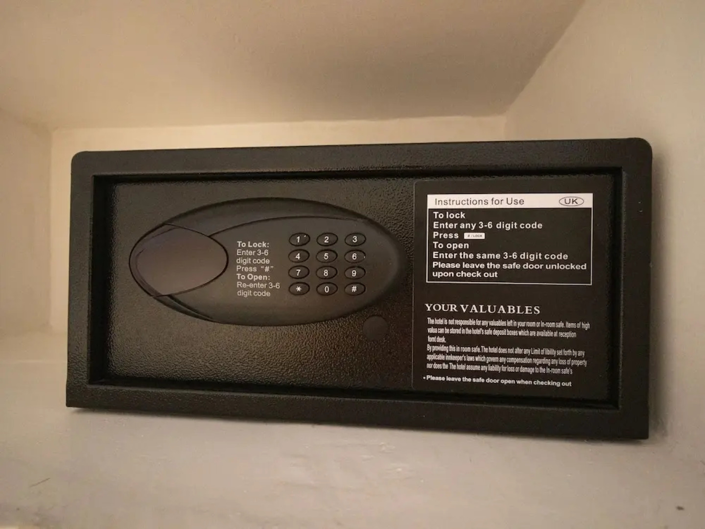 Tropical Boutique Hotel & Resto