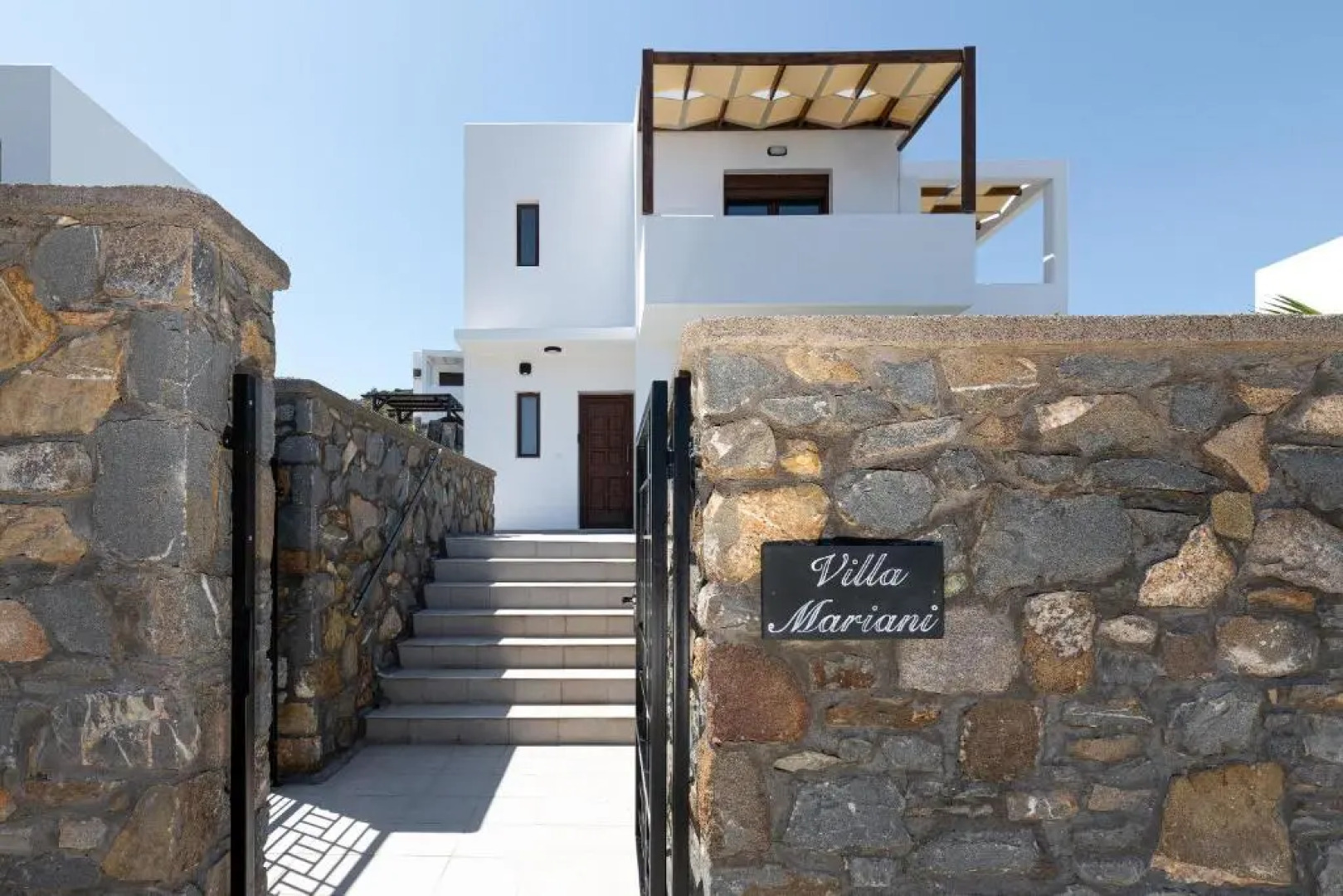 VILLA MARIANI renovated May 2022 ,private pool, sea views , Lindos 10 mins,Beach 3 mins