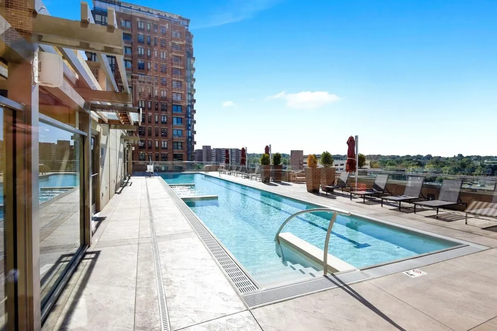 Bridgestreet Acadia at Metropolitan Park