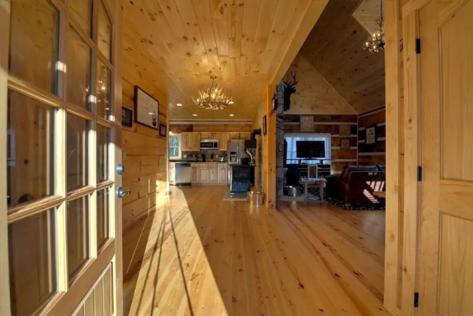 Pony Express - 2 Br Cabin