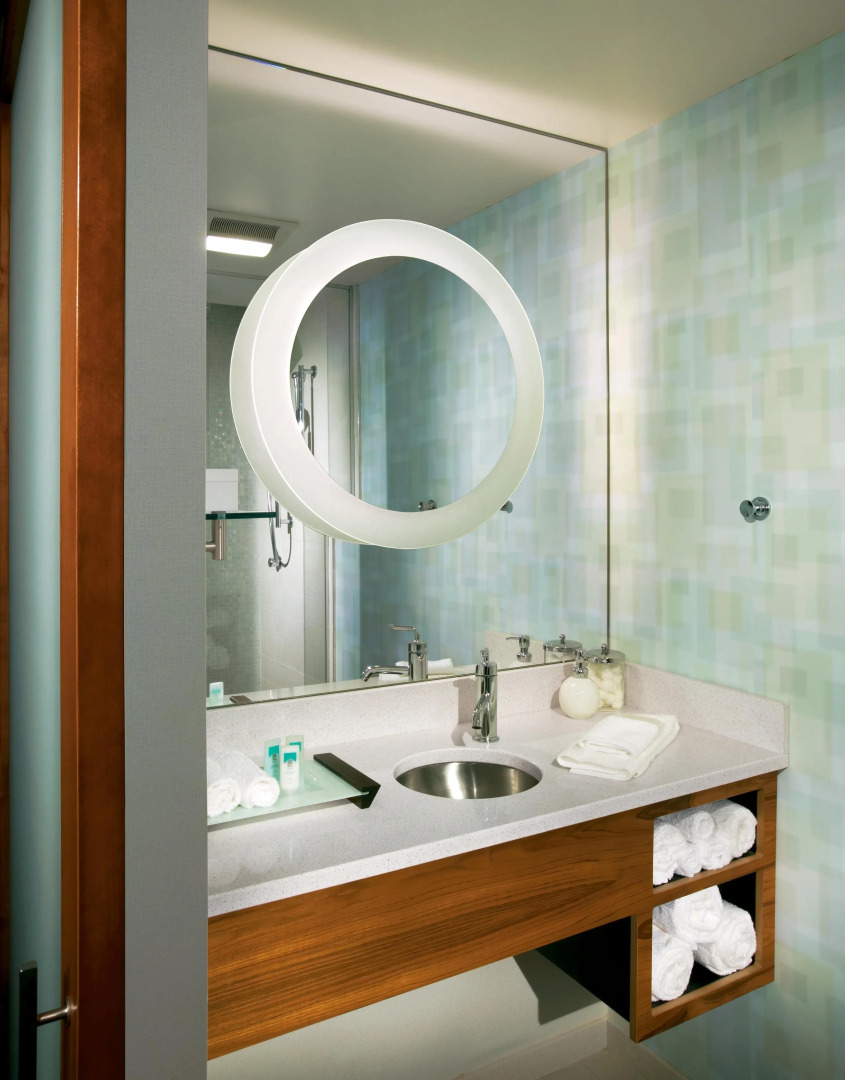 SpringHill Suites Orlando at FLAMINGO CROSSINGS® Town Center/Western Entrance