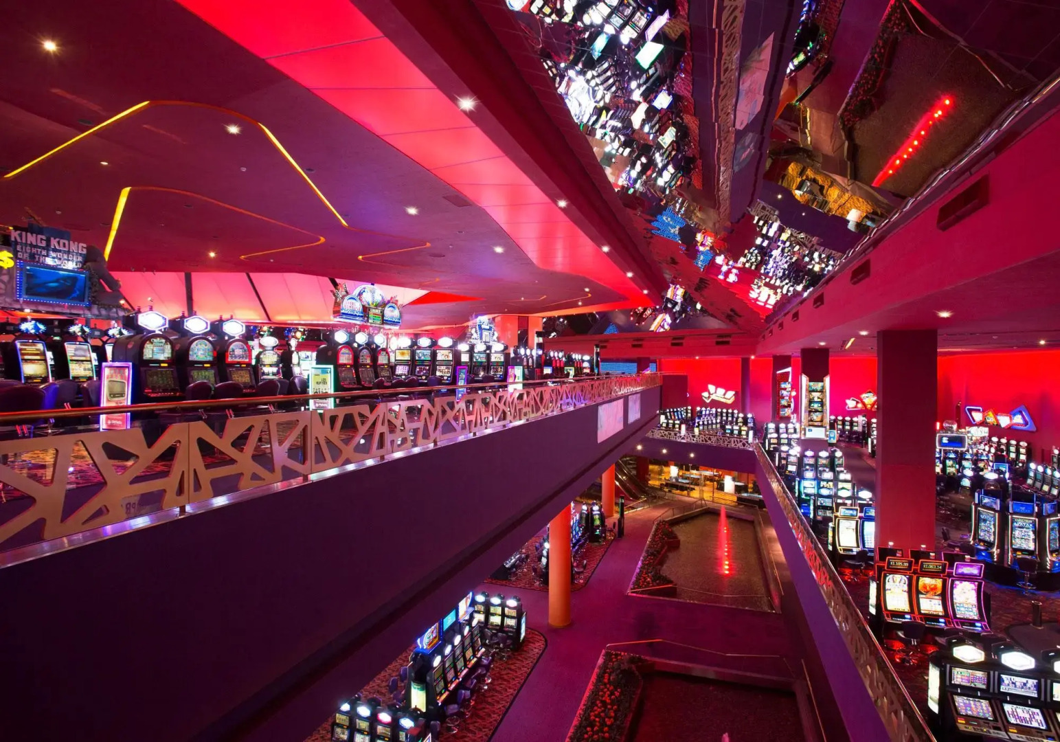 Pullman Rosario City Center Hotel