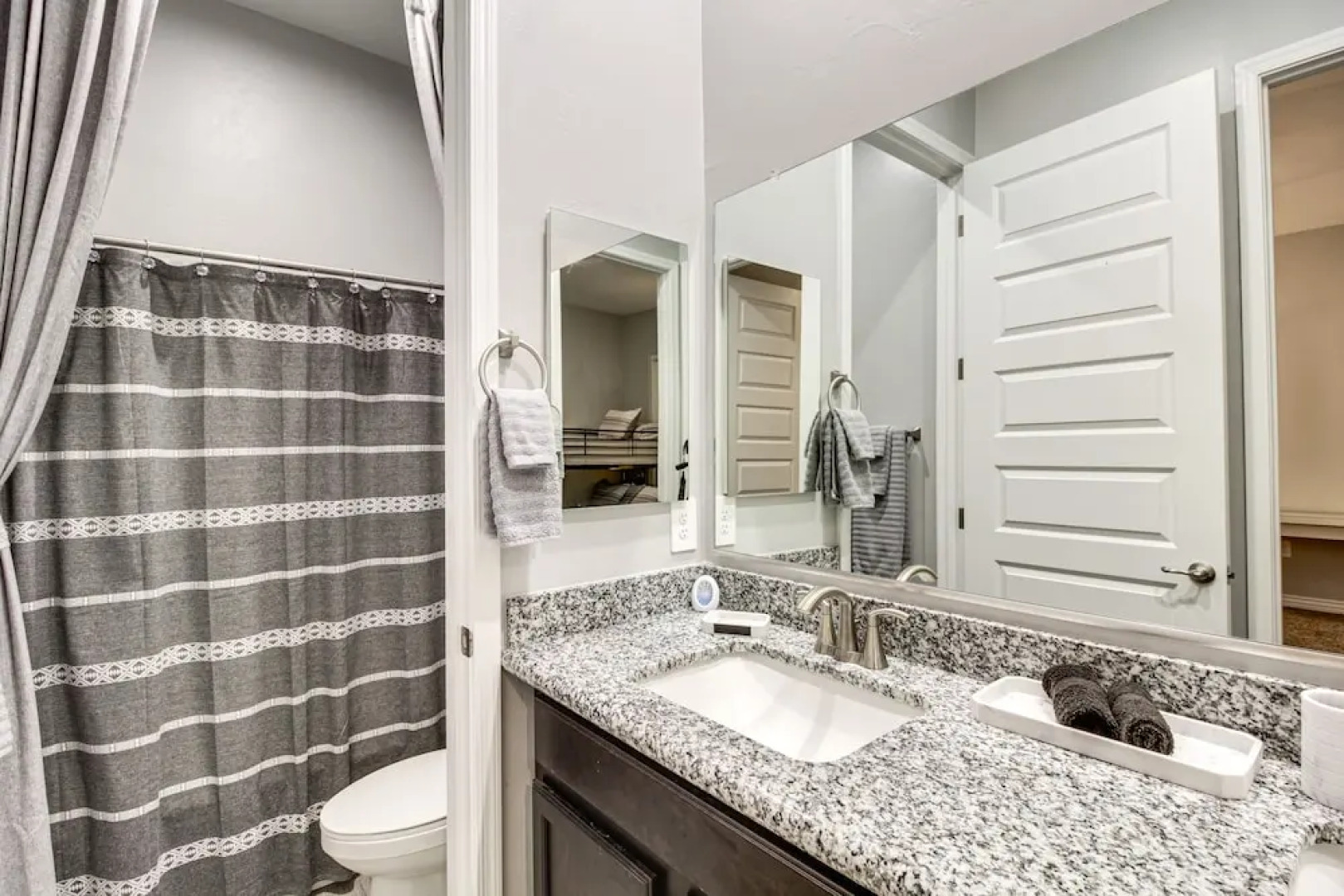 Marana Home w/ Pool Access & Mountain Views!