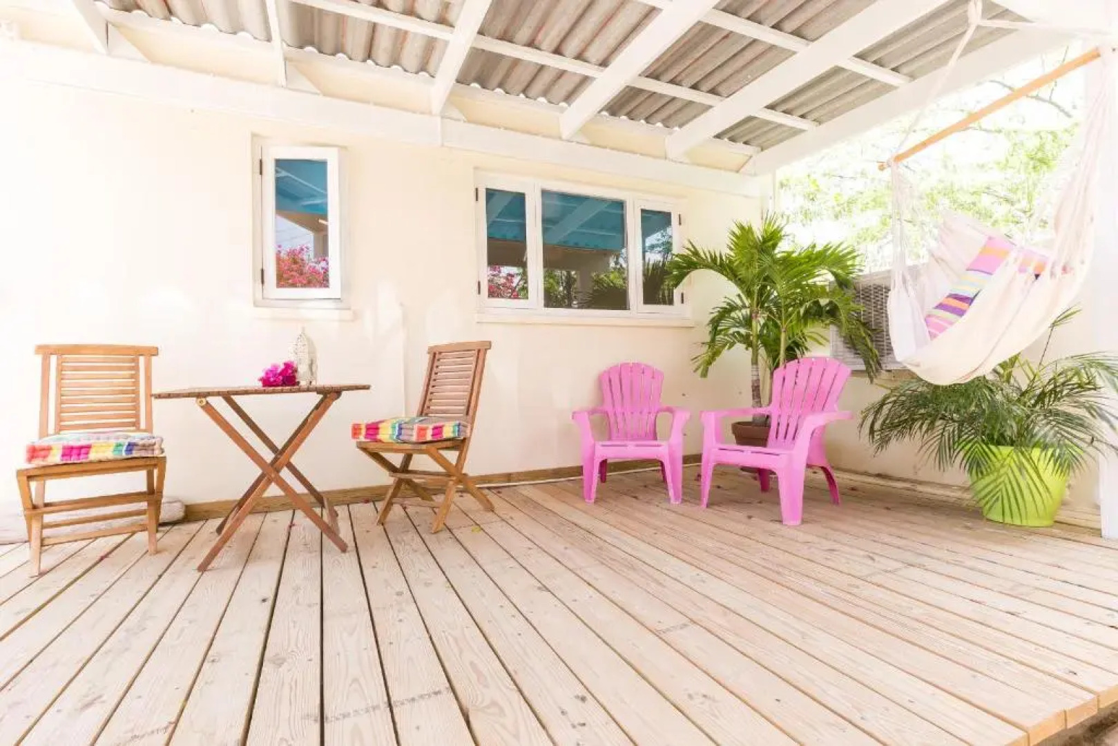 Pauline's Apartments Aruba