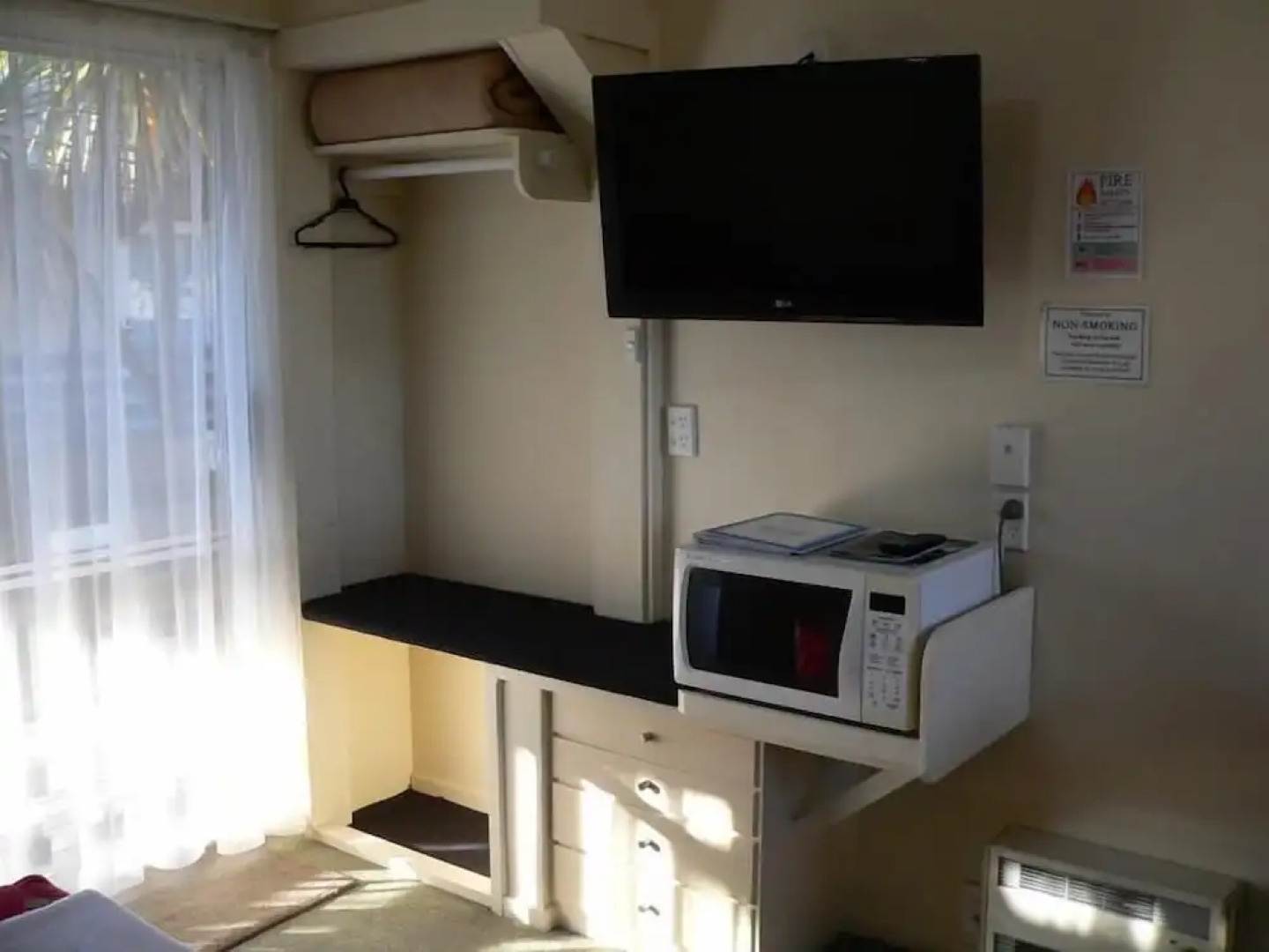 Coachmans Inn Motor Lodge