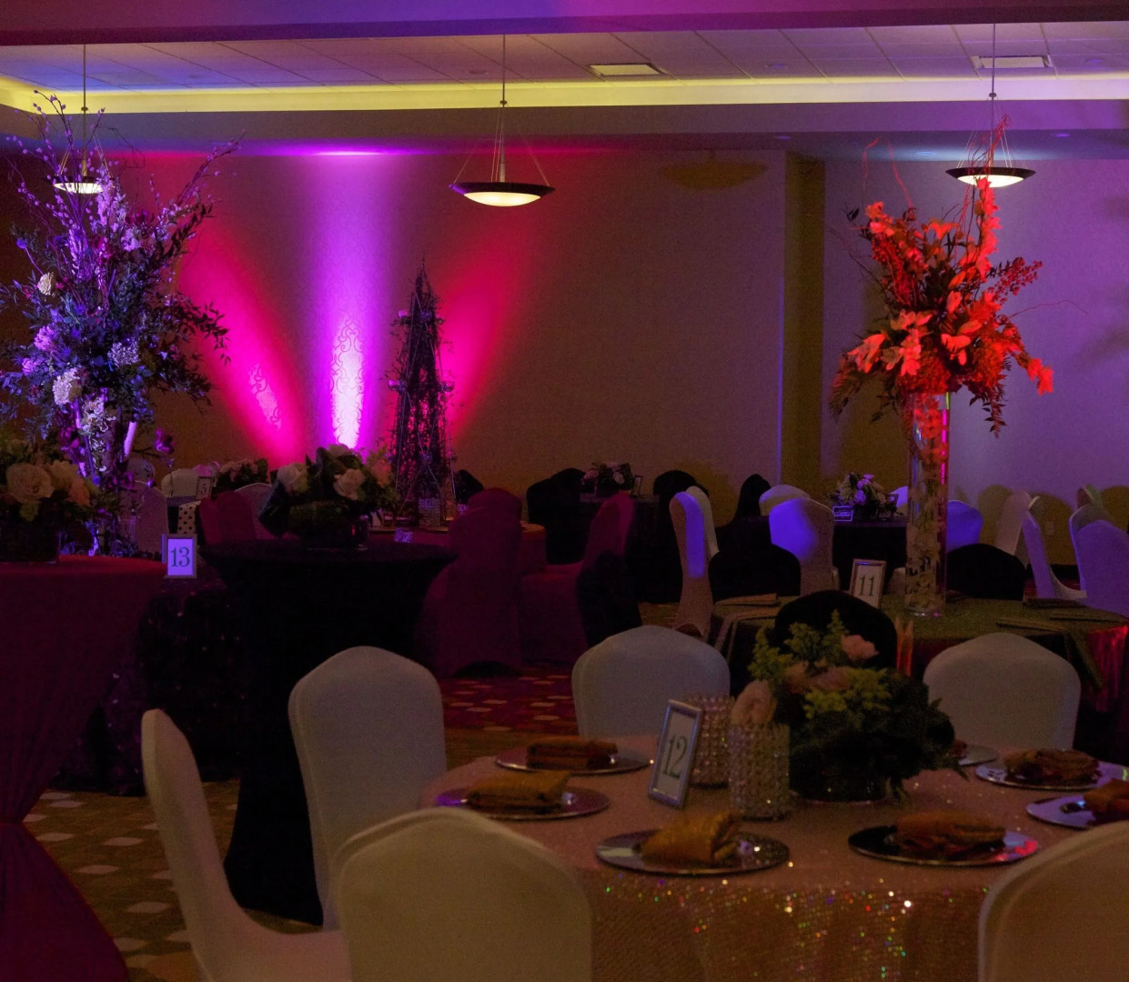 Holiday Inn Omaha Downtown - Waterpark by IHG