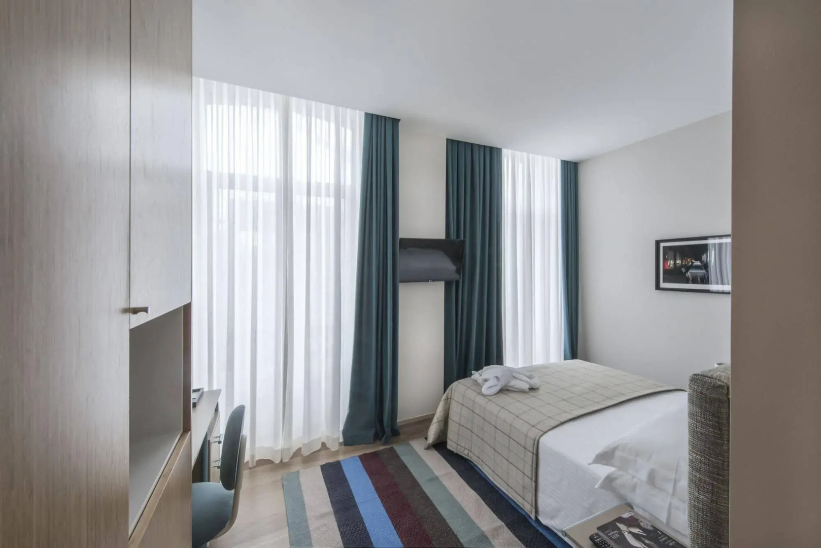 The Editory House Ribeira Porto Hotel