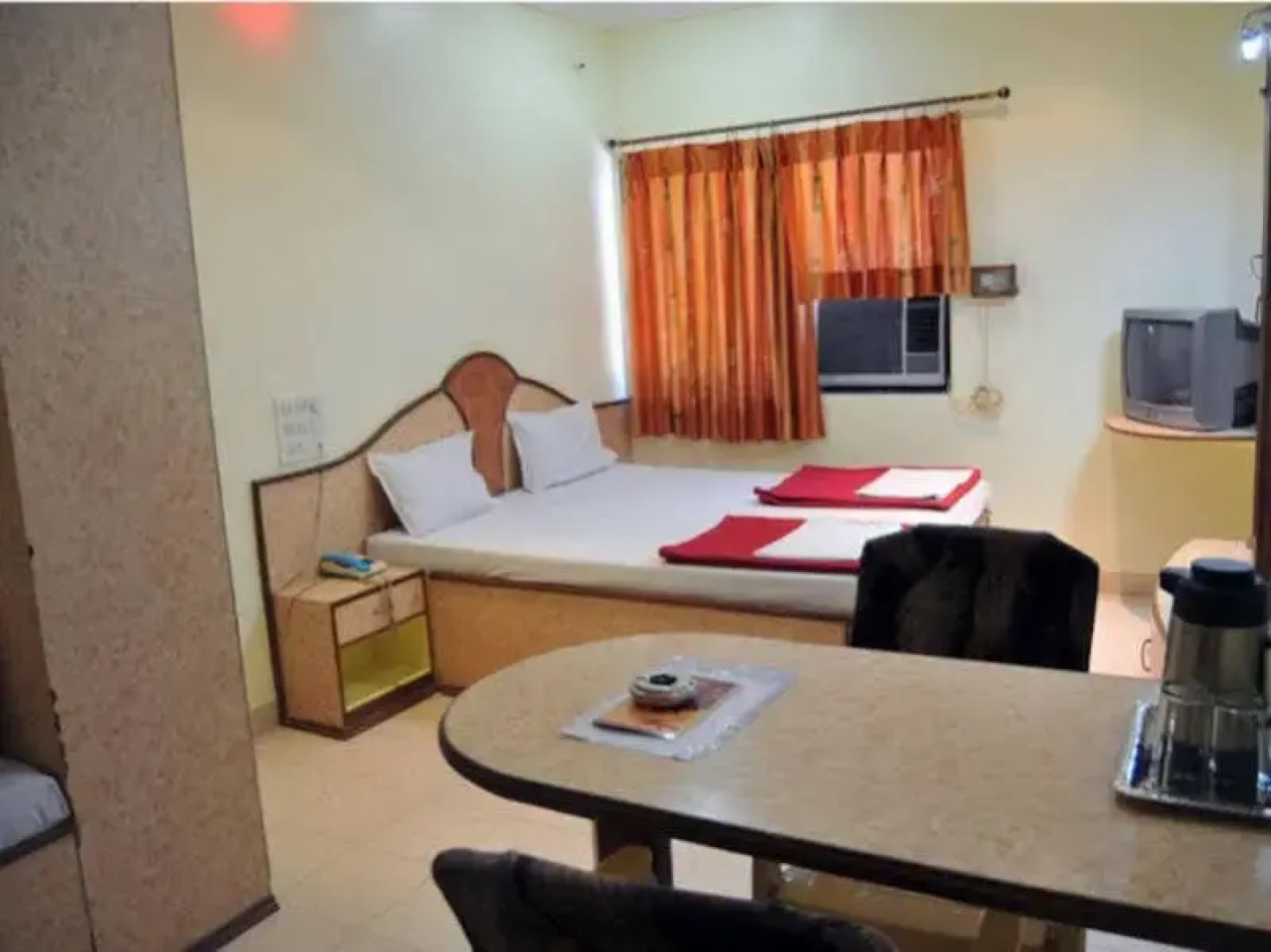 hotel Aaditya Palace