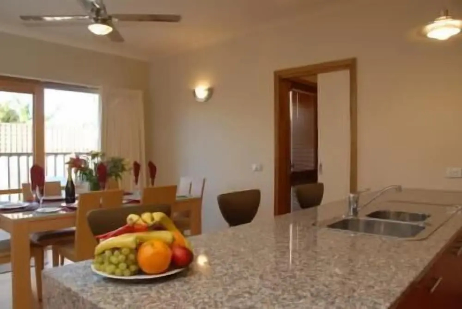 The Lakes Apartments