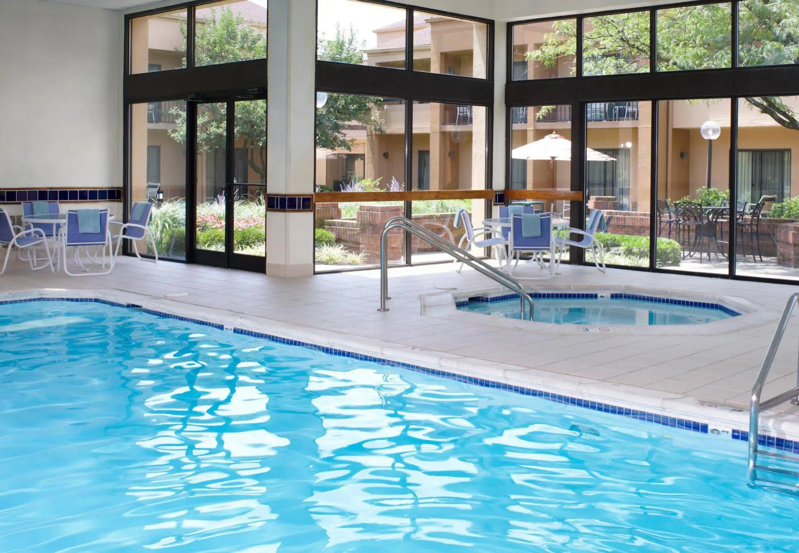 Courtyard by Marriott Cincinnati Blue Ash