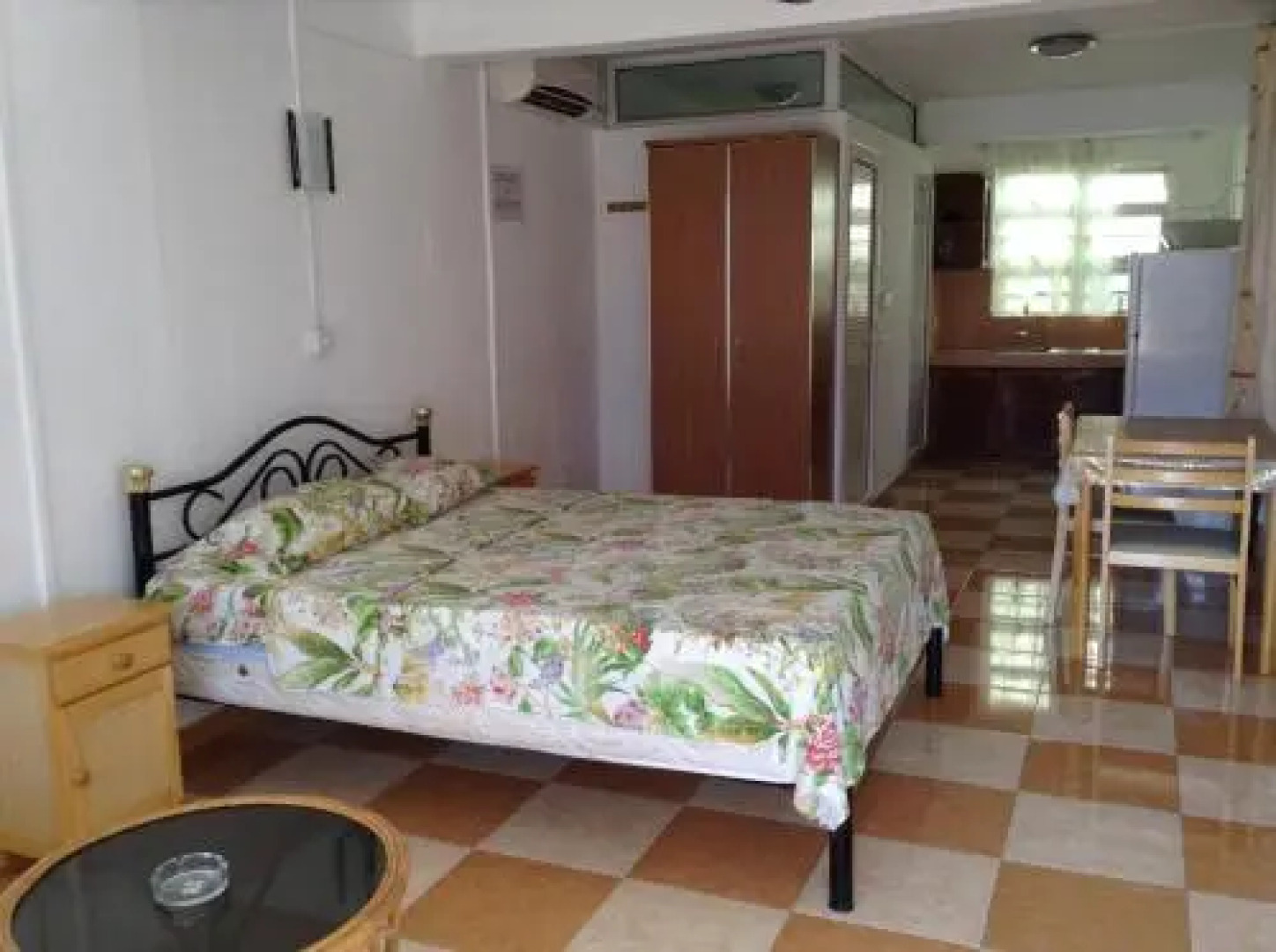 Ebrahim Flats - Grand Baie Beach