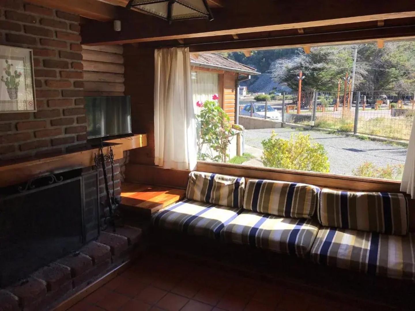 Cabaña frente al lago