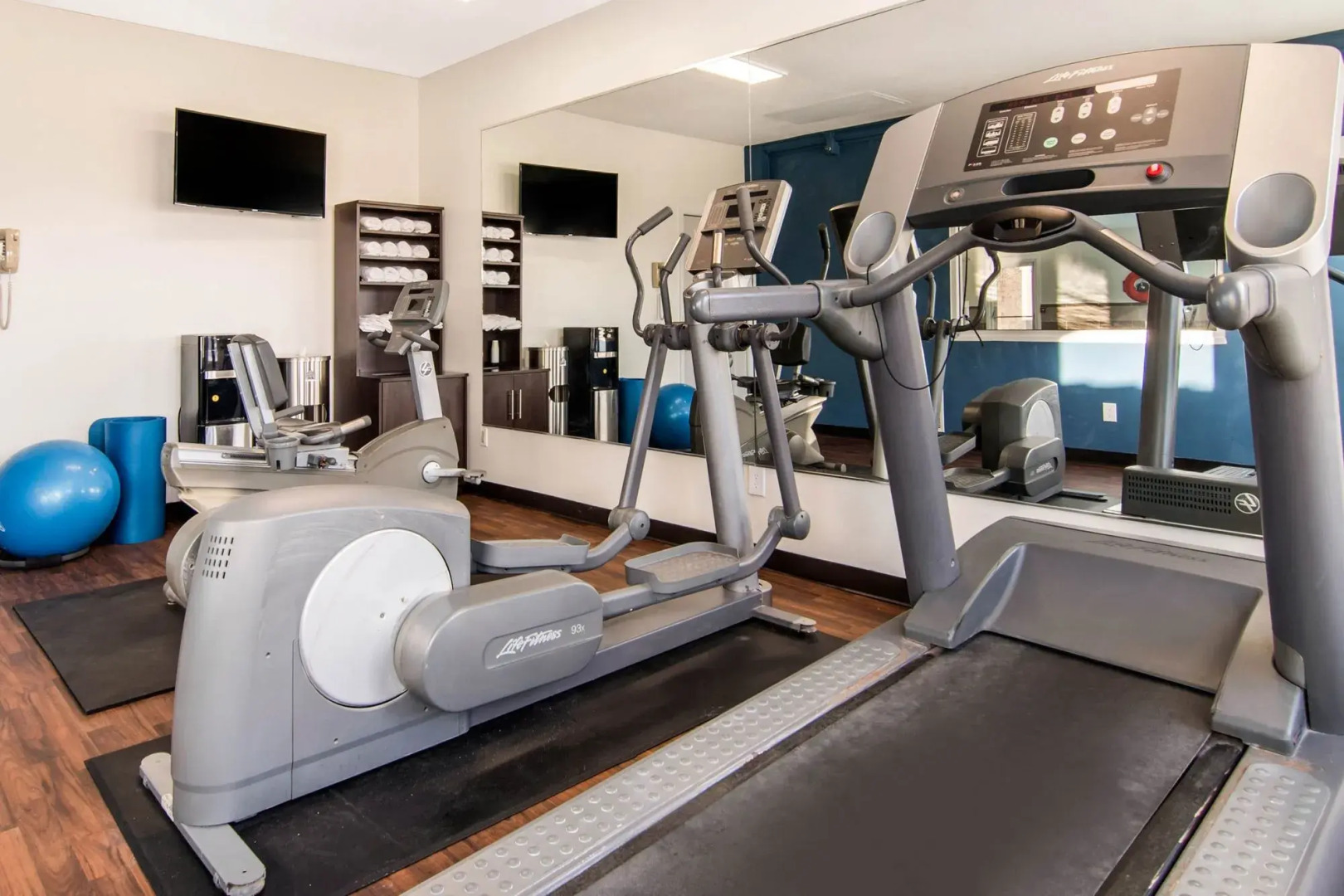 Comfort Inn & Suites Junction City - near Fort Riley