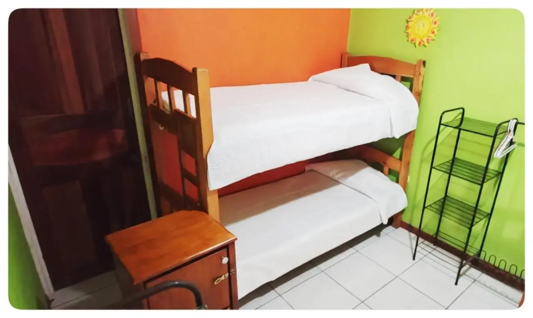 Hostel Coati Place Bed & Breakfast