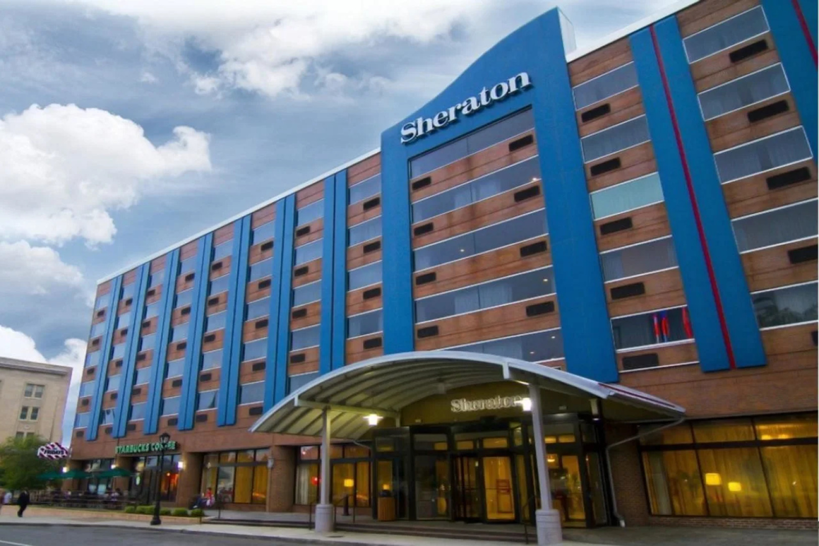Sheraton Niagara Falls