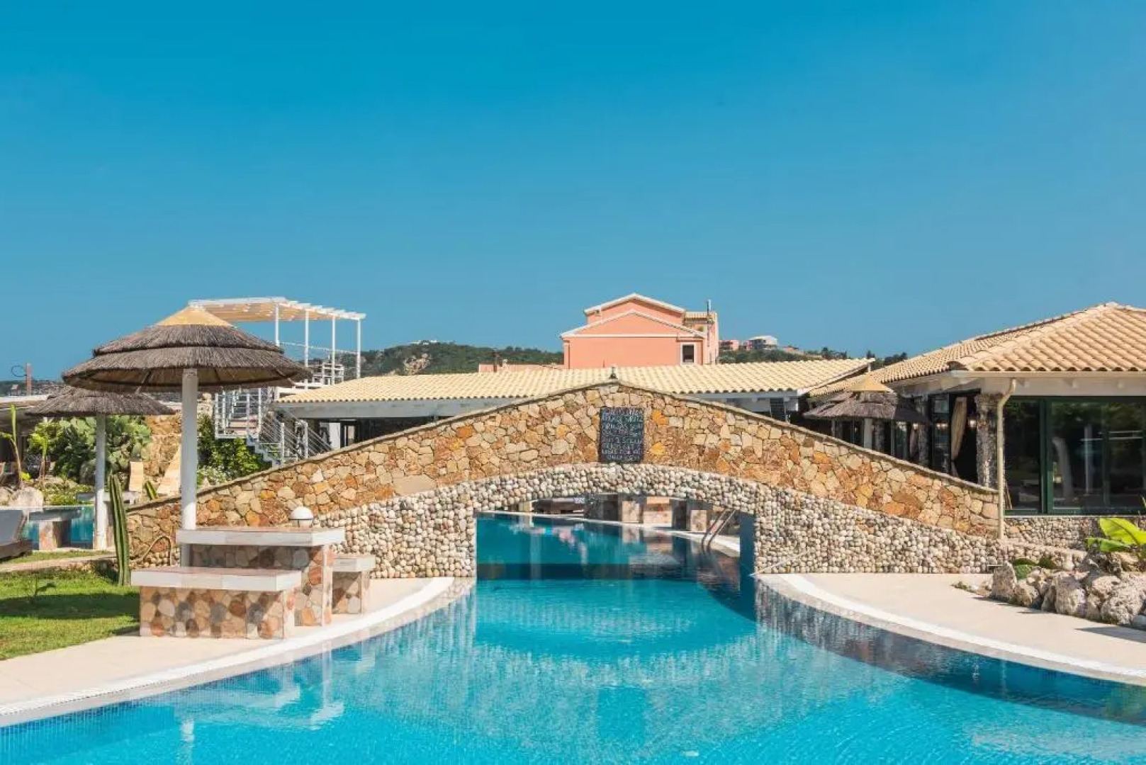 Mirage Arillas Studio Type B12