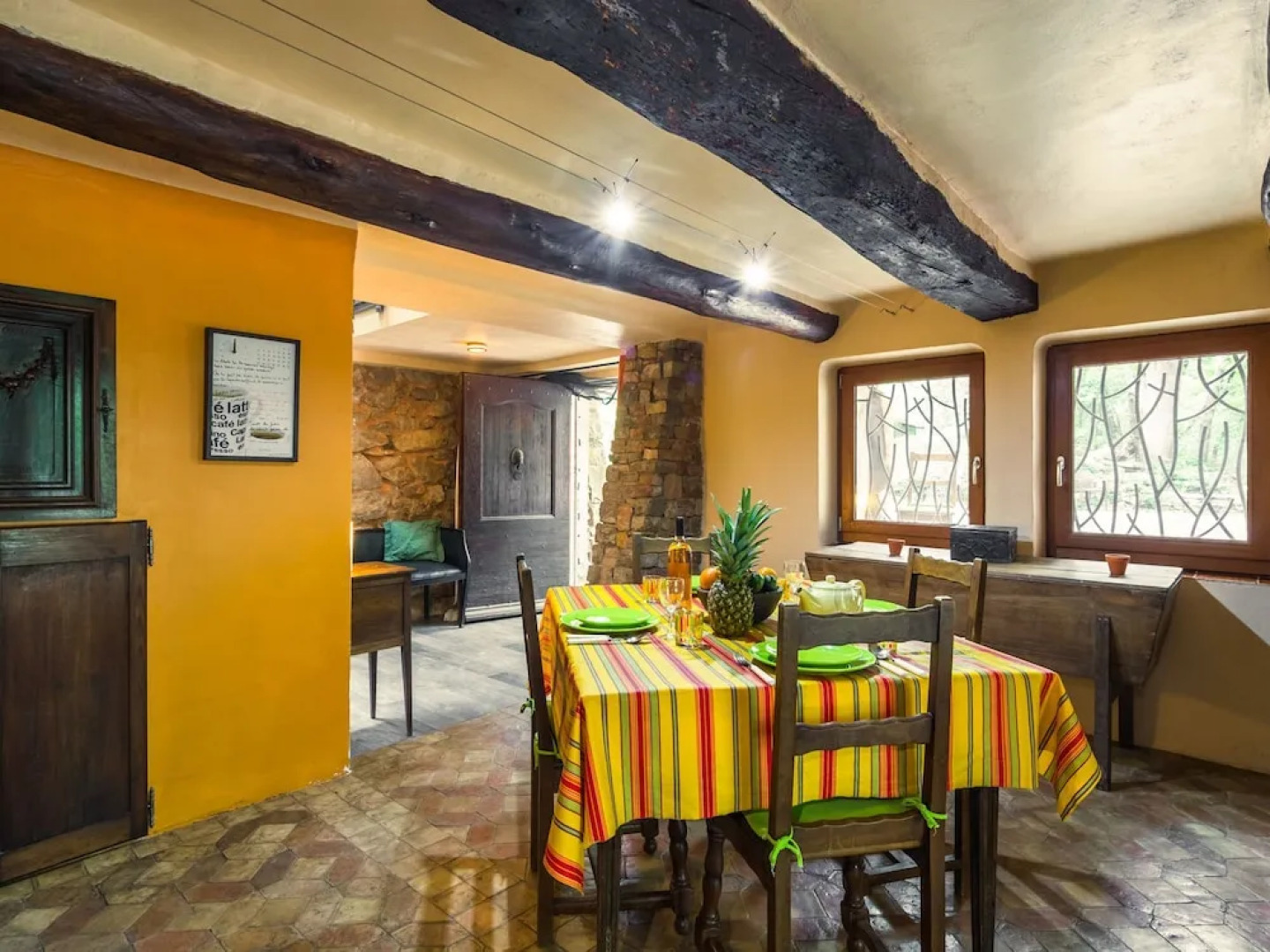 Traditional Holiday Home with Swimming Pool in Fayence