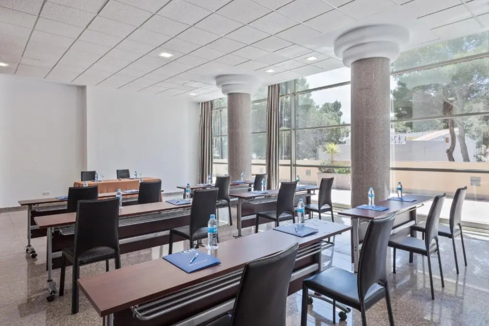 Cullera Holiday Hotel